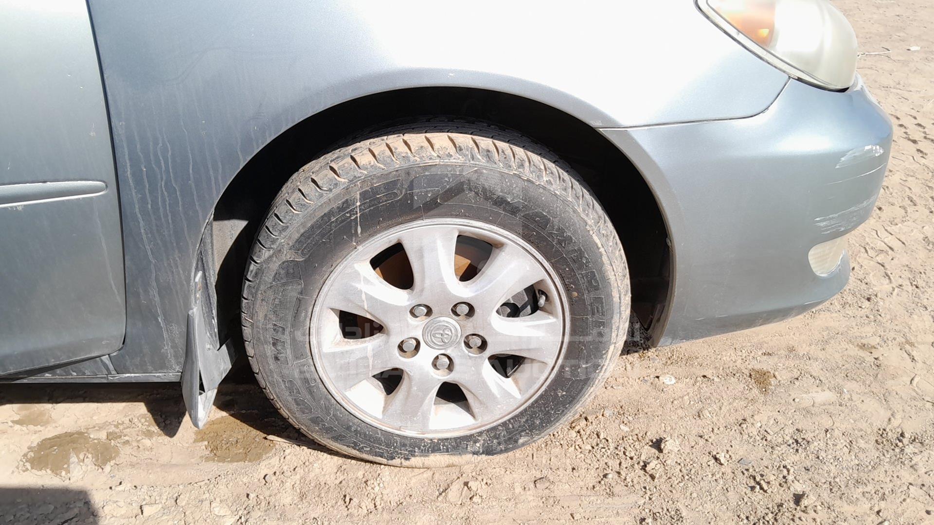 2005 TOYOTA CAMRY VIN: 4T1BE32K75U519682