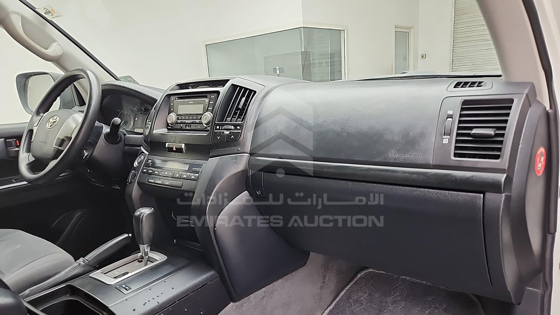 2012 TOYOTA LAND CRUISER VIN: JTMDU09J0C5055735