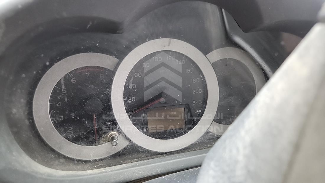 2006 Toyota RAV 4 — Speedometer & RPM Gauges — Photo 14