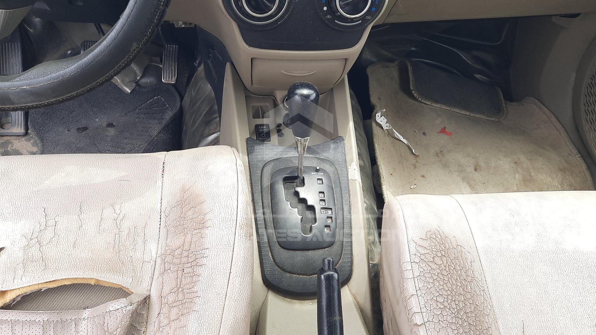 2015 TOYOTA AVANZA VIN: MHKMC13F0FK012179