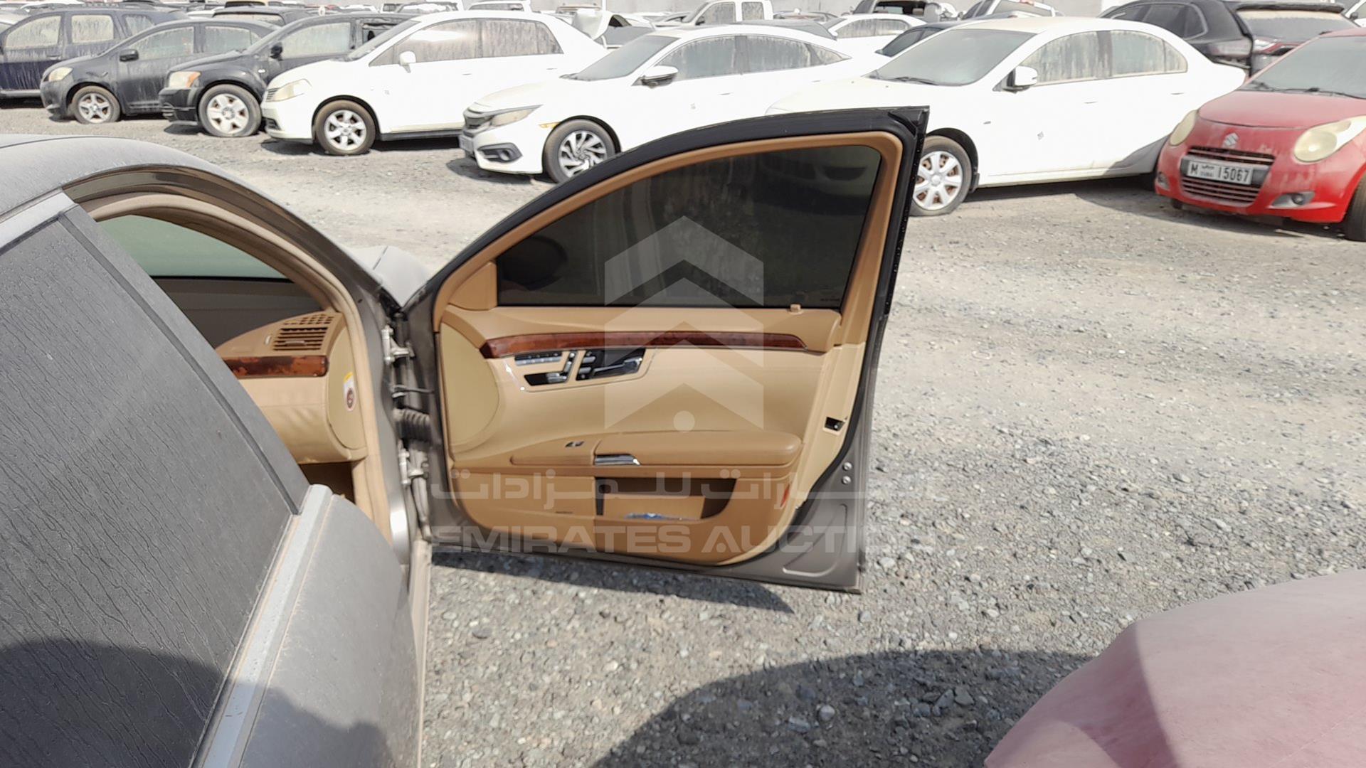 2009 MERCEDES S 350 VIN: WDDNG56X19A272363