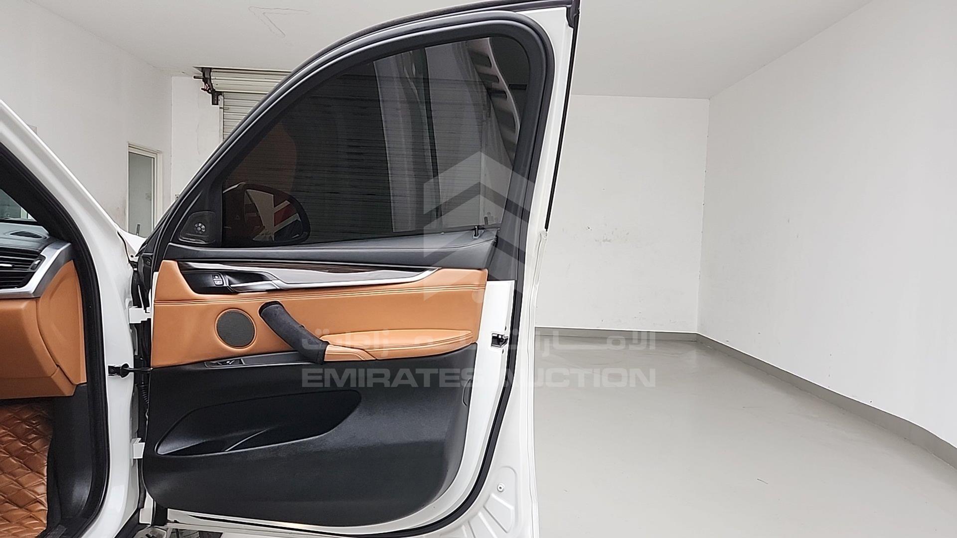 2015 BMW X6 VIN: WBAKU6103F0G58175