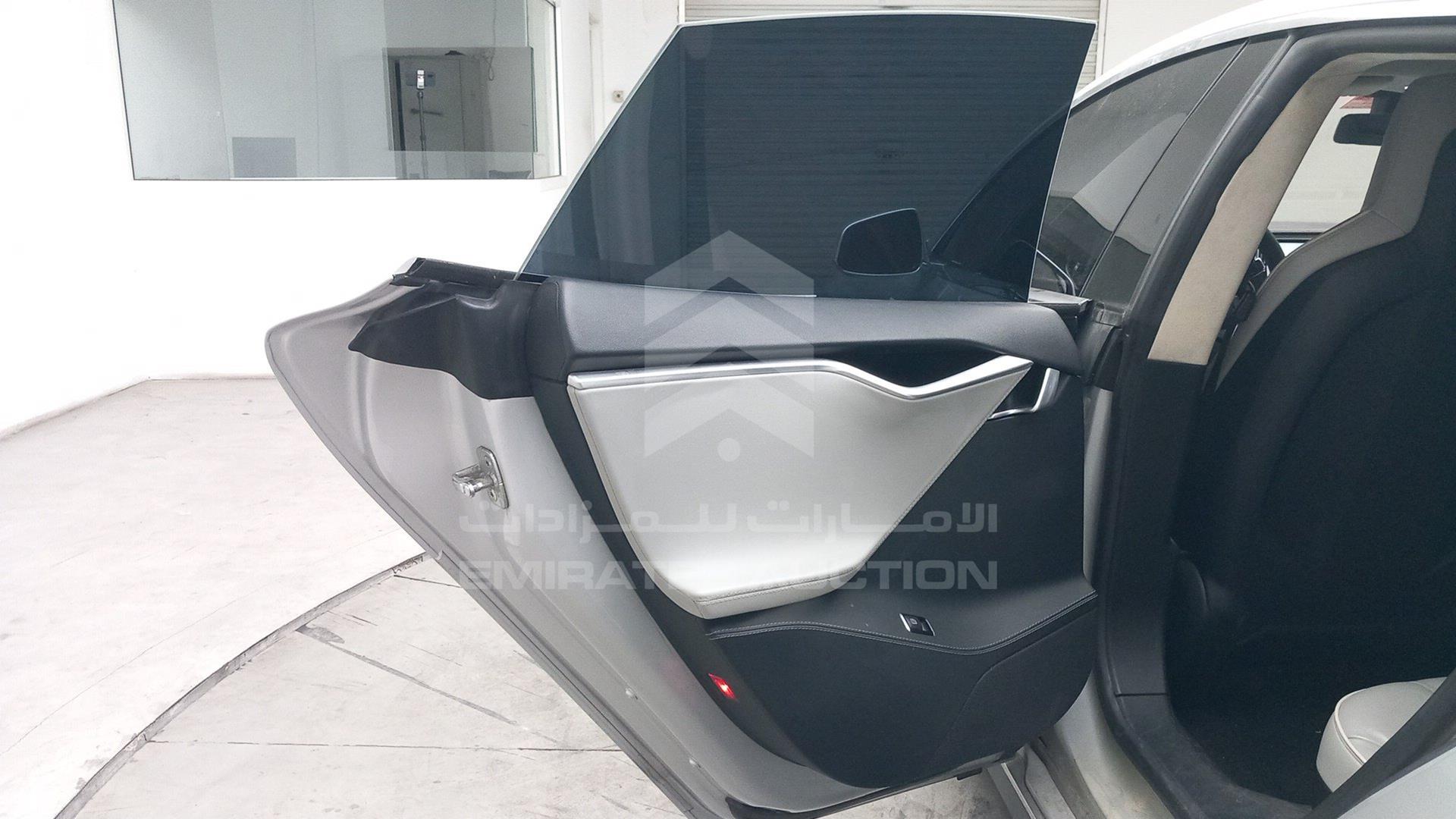 2013 TESLA MODEL S VIN: 5YJSA1DP0DFP23230