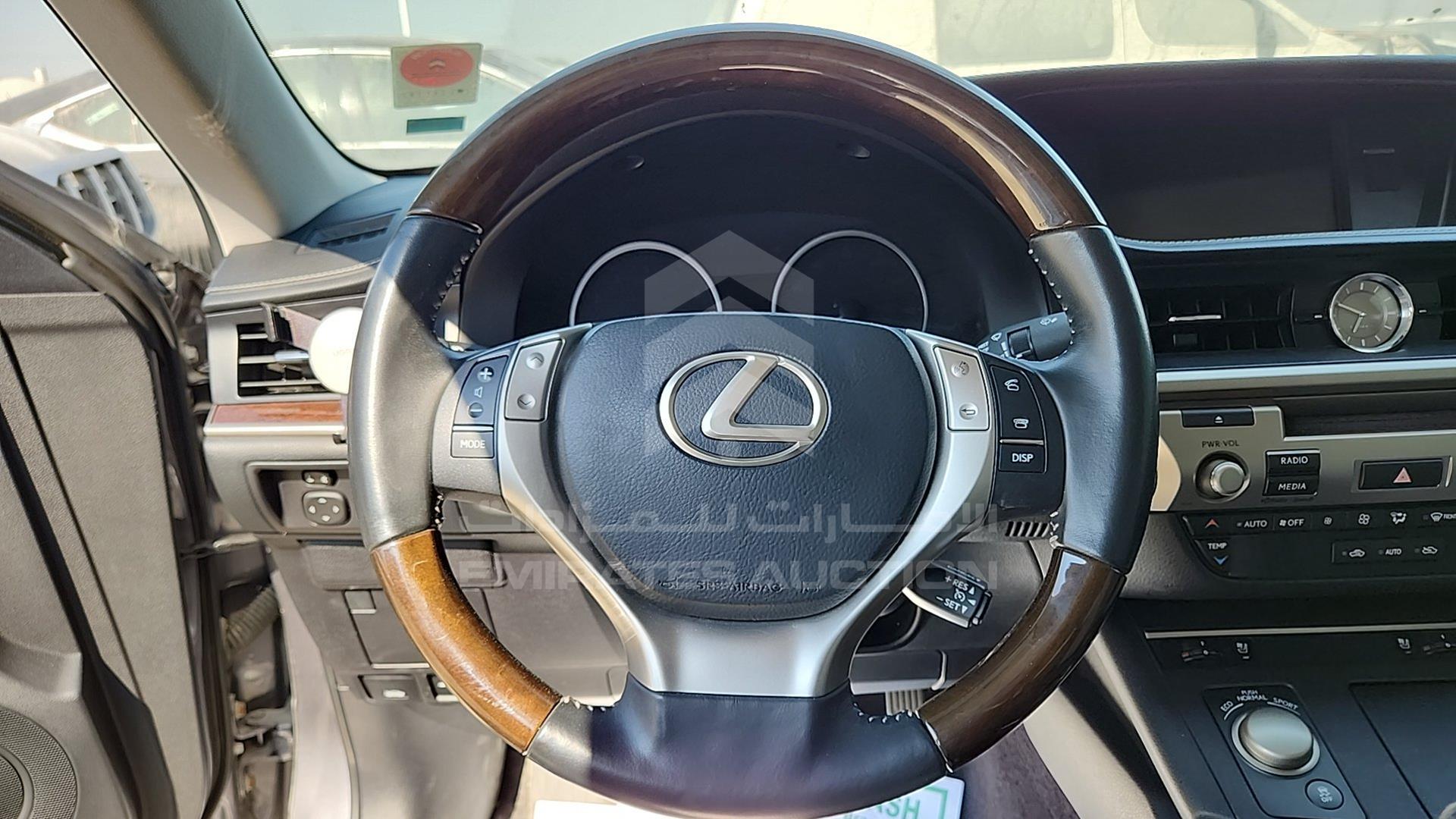 2015 LEXUS ES 350 VIN: JTHBK1GG9F2157520