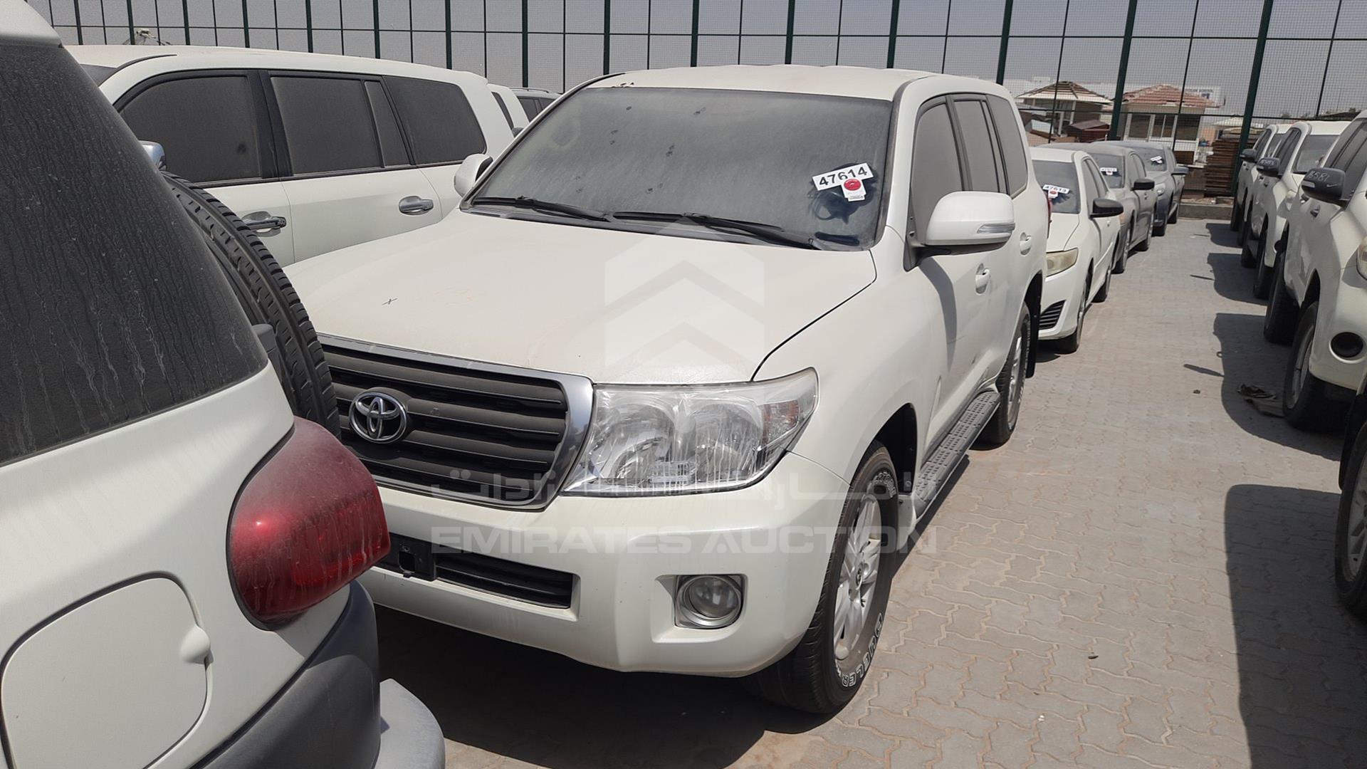2014 TOYOTA LAND CRUISER VIN: JTMDU09J9E5082015