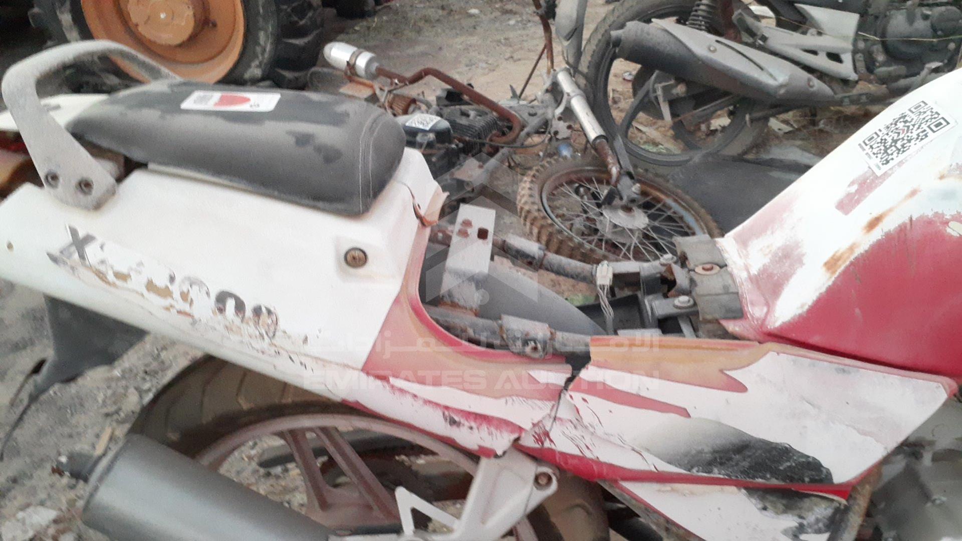 0 HONDA MOTORBIKE VIN: LLCLPU1HX51B30904