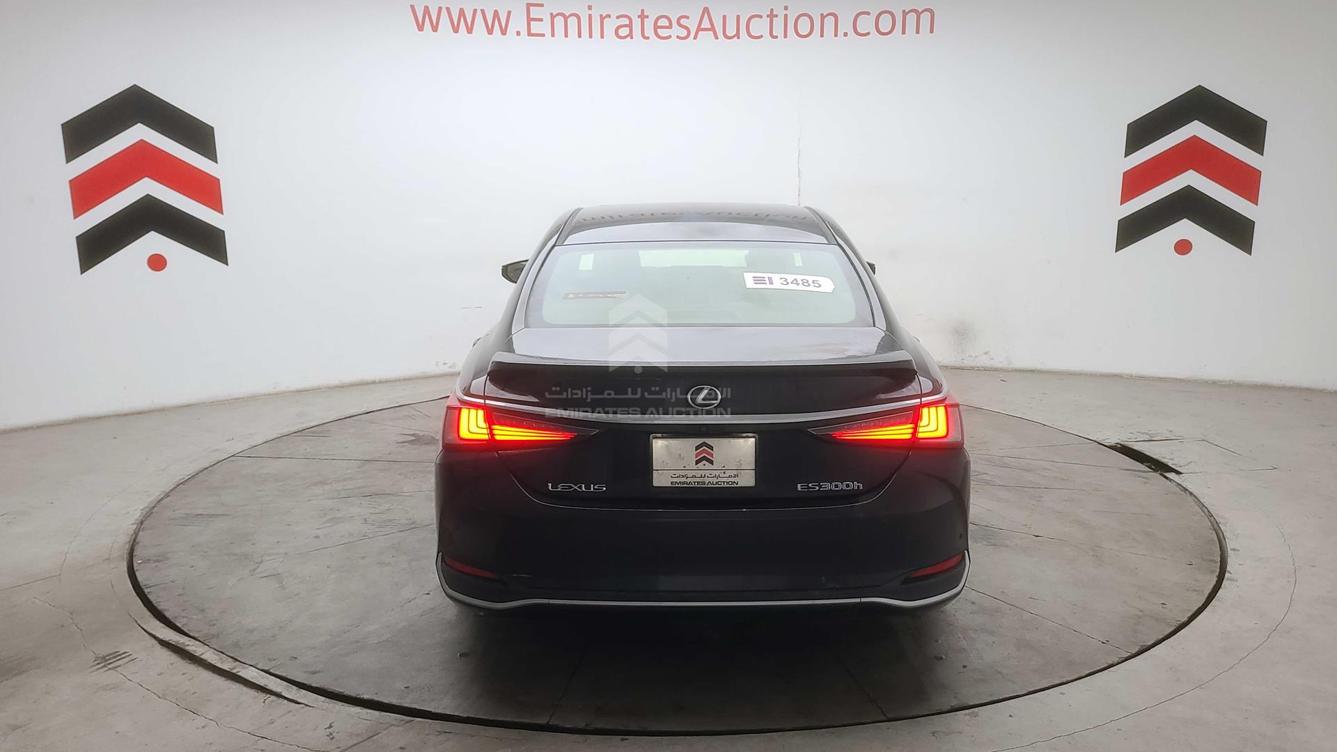 2019 LEXUS ES 300H VIN: JTHB21B17K2047840