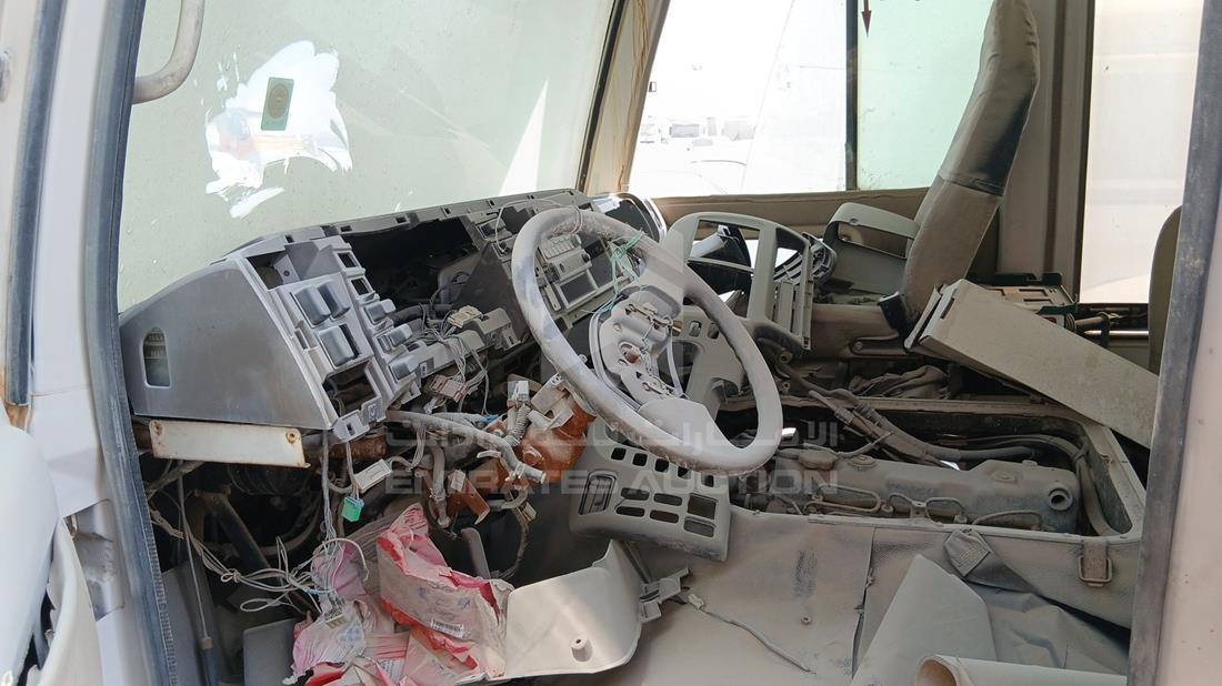 2009 Mitsubishi Rosa — Front Left Driver Seat View — Photo 10