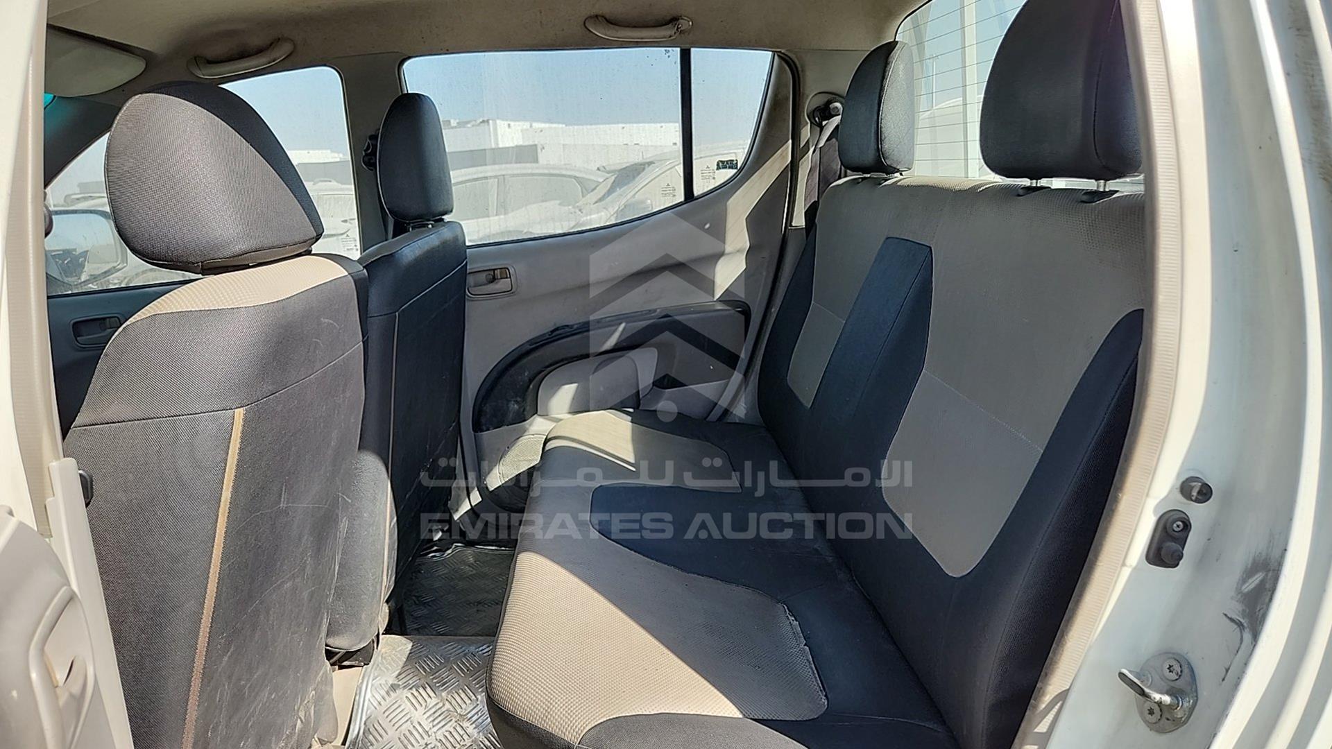 2014 MITSUBISHI L 200 VIN: MMBJNKA50ED004893