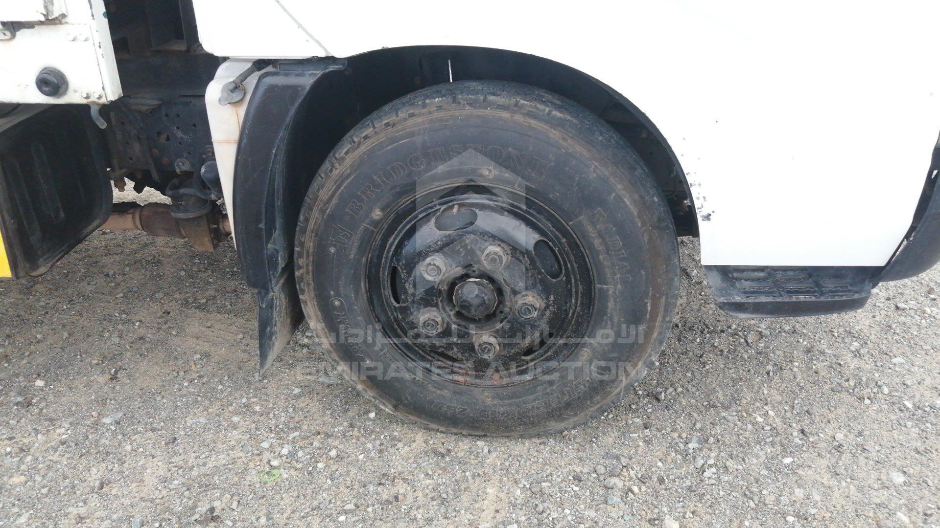 2007 TOYOTA --- VIN: JHGAF047079000369