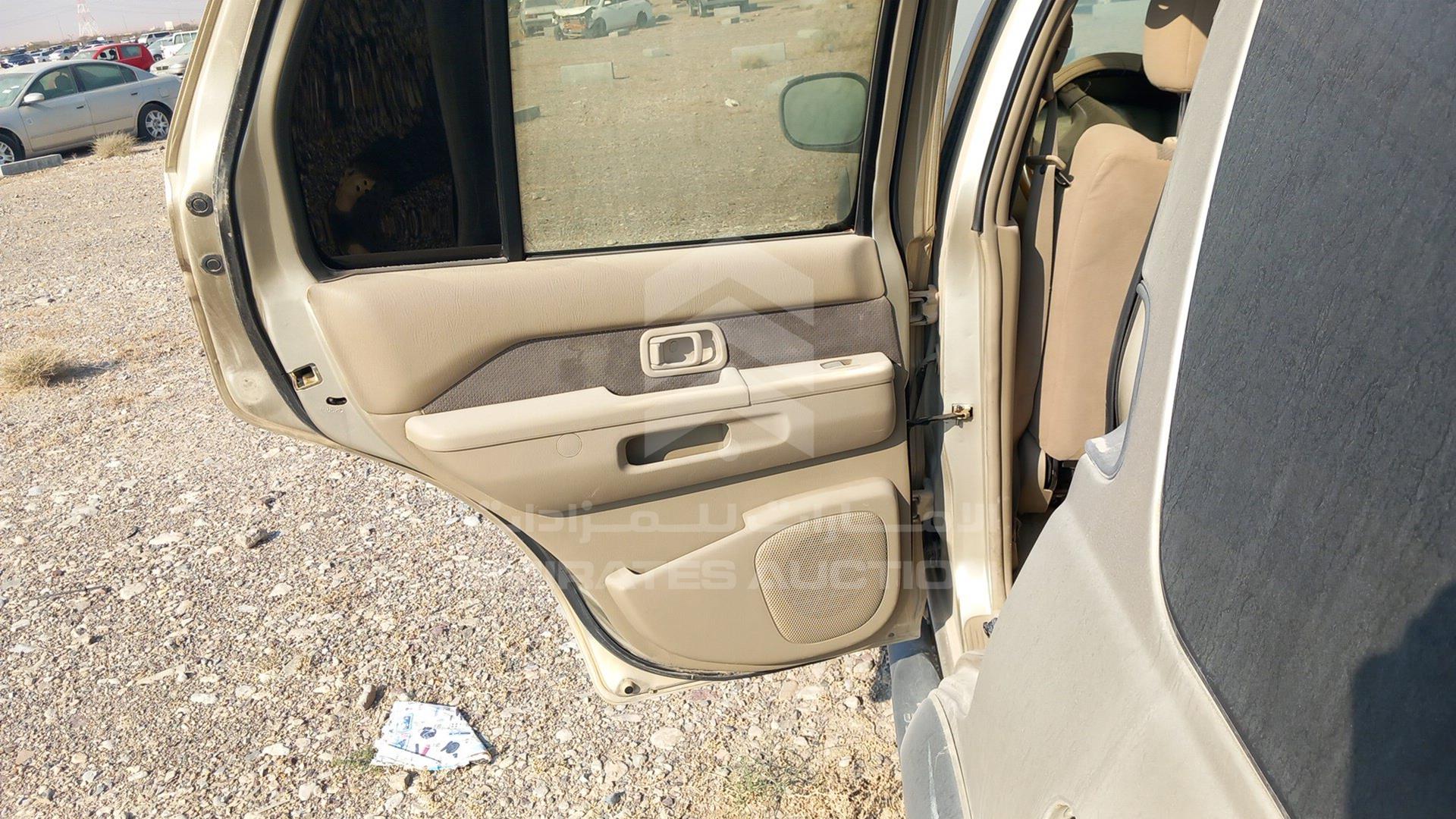 2000 NISSAN PATHFINDER VIN: JN8AR07Y3YW442550