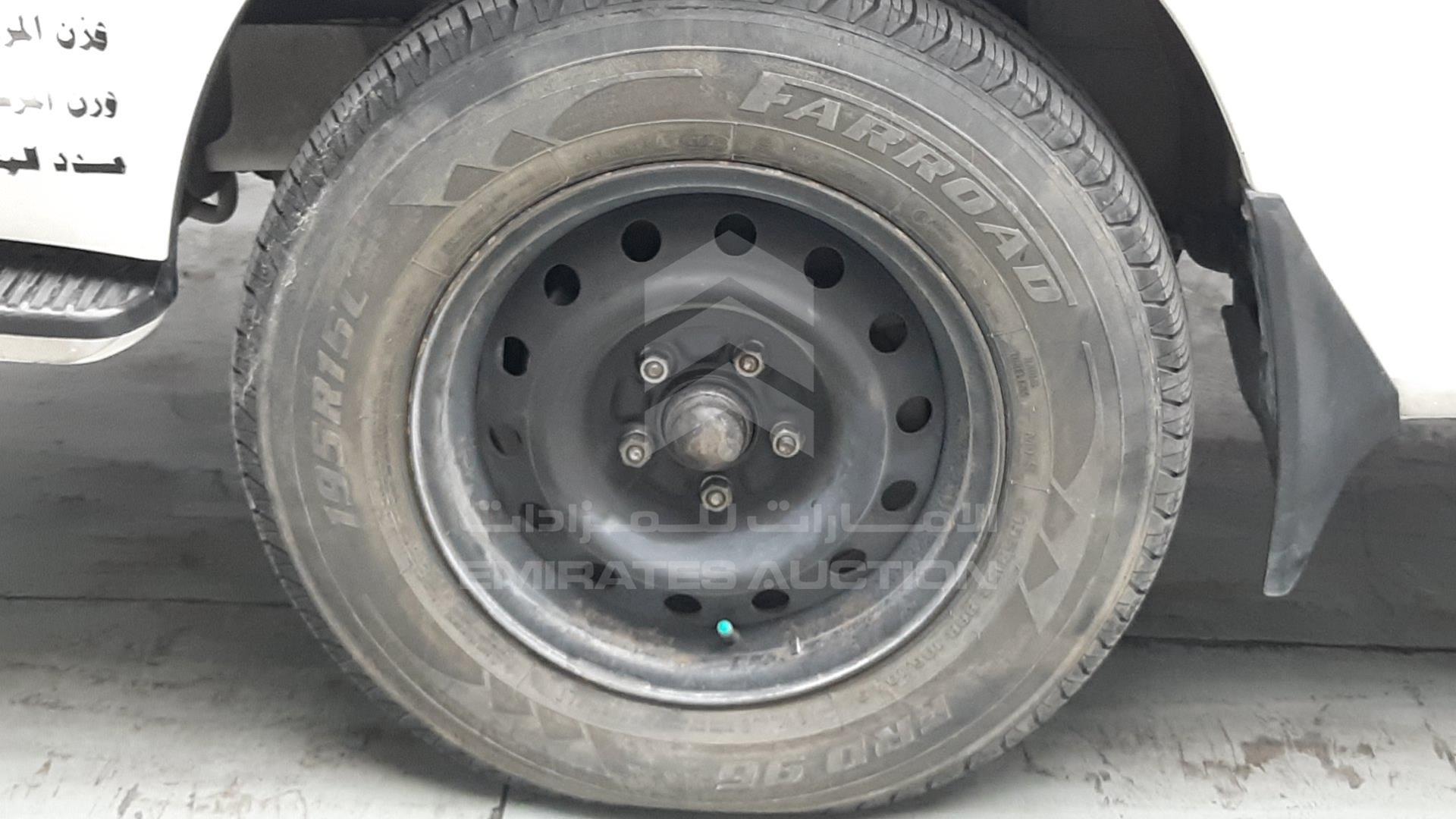 2003 TOYOTA HIACE VIN: JTCFR119537009974