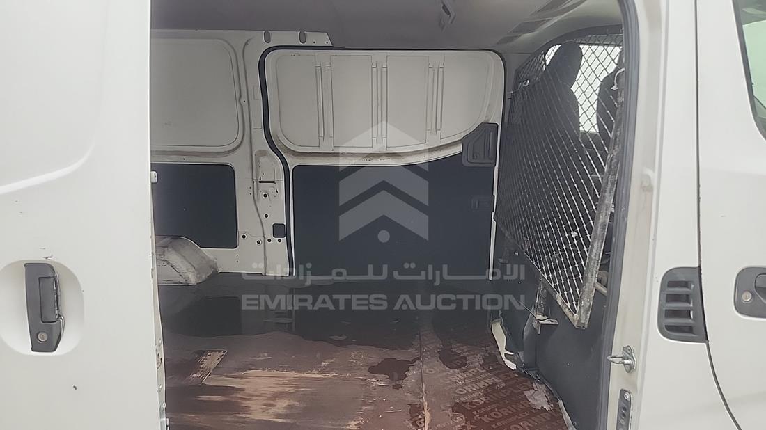 2014 Nissan Urvan — Rear Right Passenger View — Photo 15