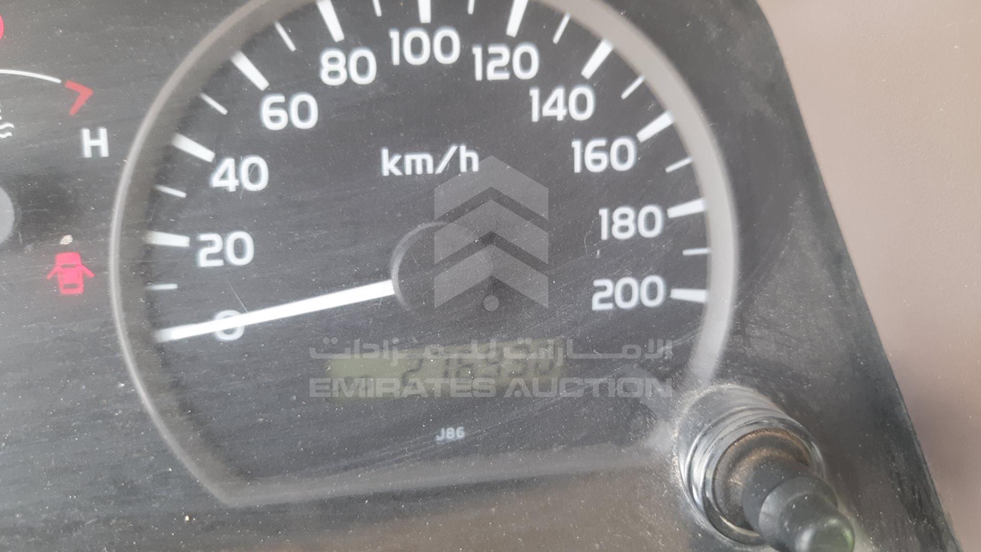 2014 TOYOTA LAND CRUISER VIN: JTFLU71J5E4319550