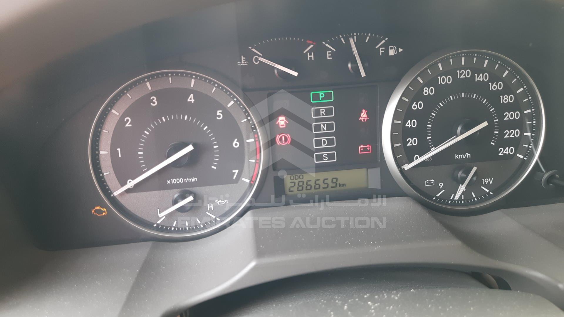 2013 TOYOTA LAND CRUISER VIN: JTMDU09JXD4076910