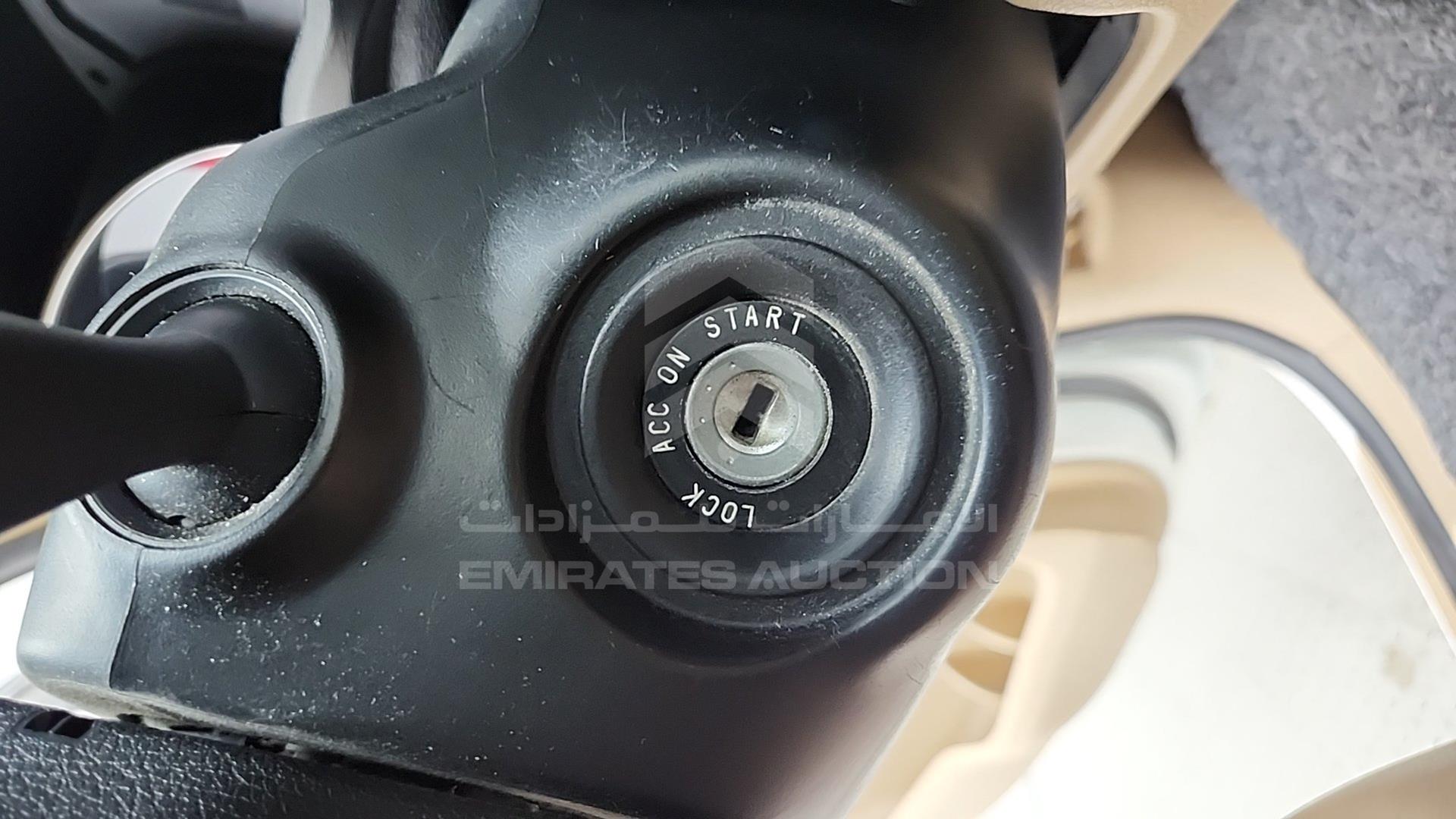 2018 KIA CARNIVAL VIN: KNAMB8120J6412148