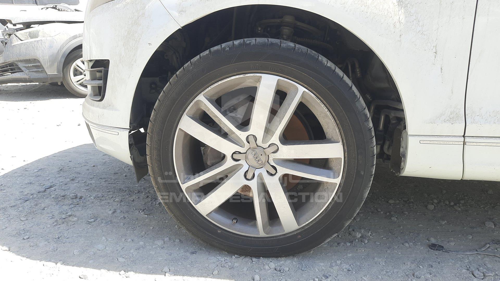 2014 AUDI Q7 VIN: WA1AGDFE1ED000920