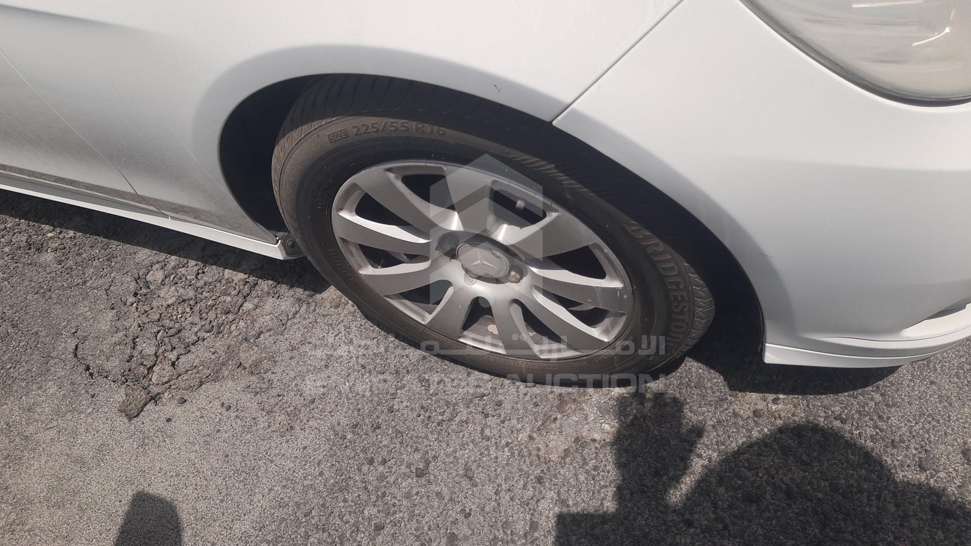 0 MERCEDES --- VIN: WDDHF5EB3DA667532