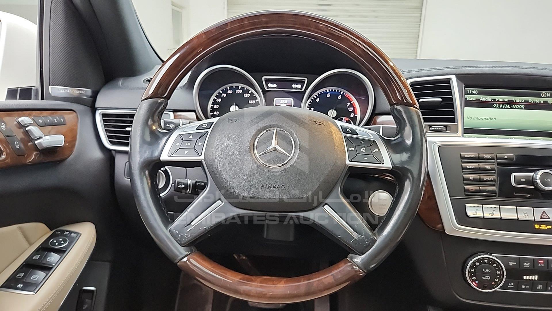 2015 MERCEDES GL 550 VIN: 4JGDF7DE7FA508690