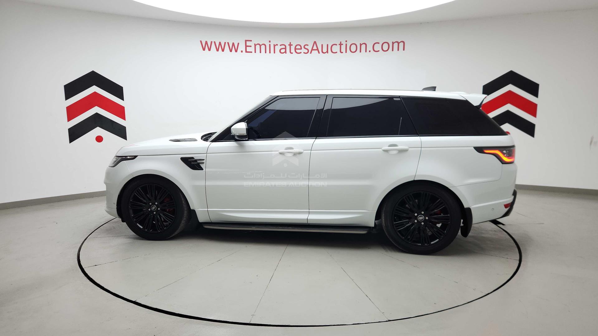 2019 RANGE ROVER SPORT VIN: SALWA2BE9KA832194