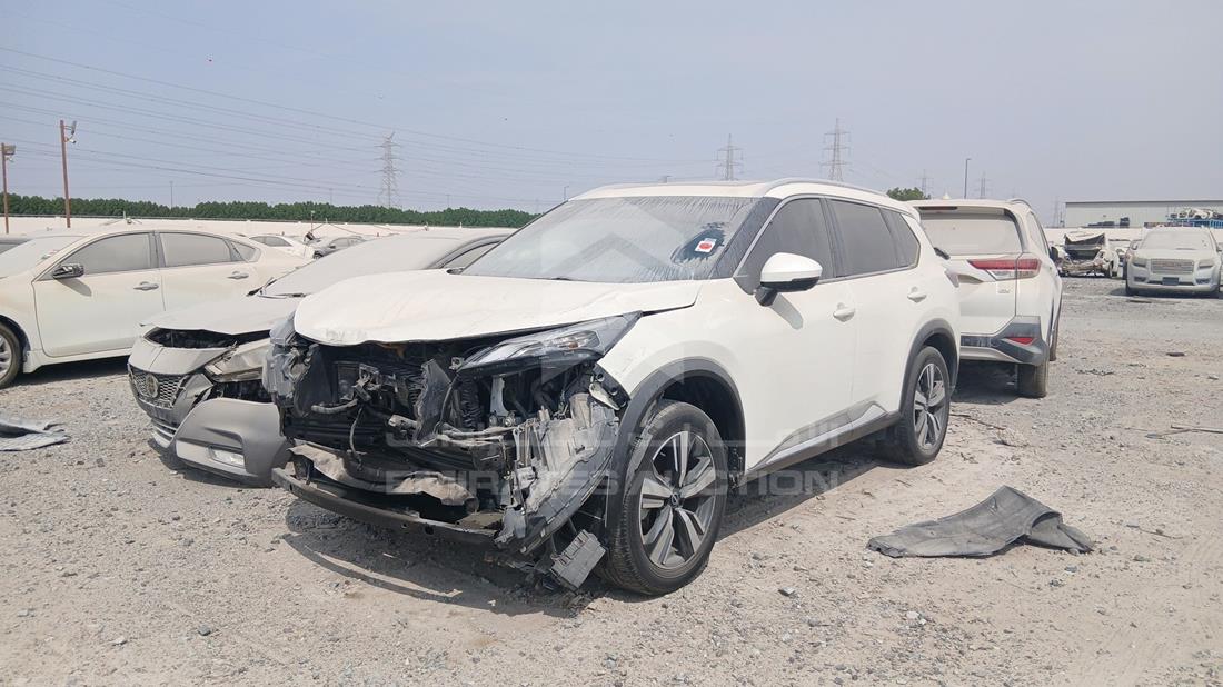 2023 Nissan X-Trail — Front Left Angle — Photo 4