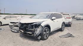 2023 Nissan X-Trail — Front Left Angle — Photo 4 — Thumbnail