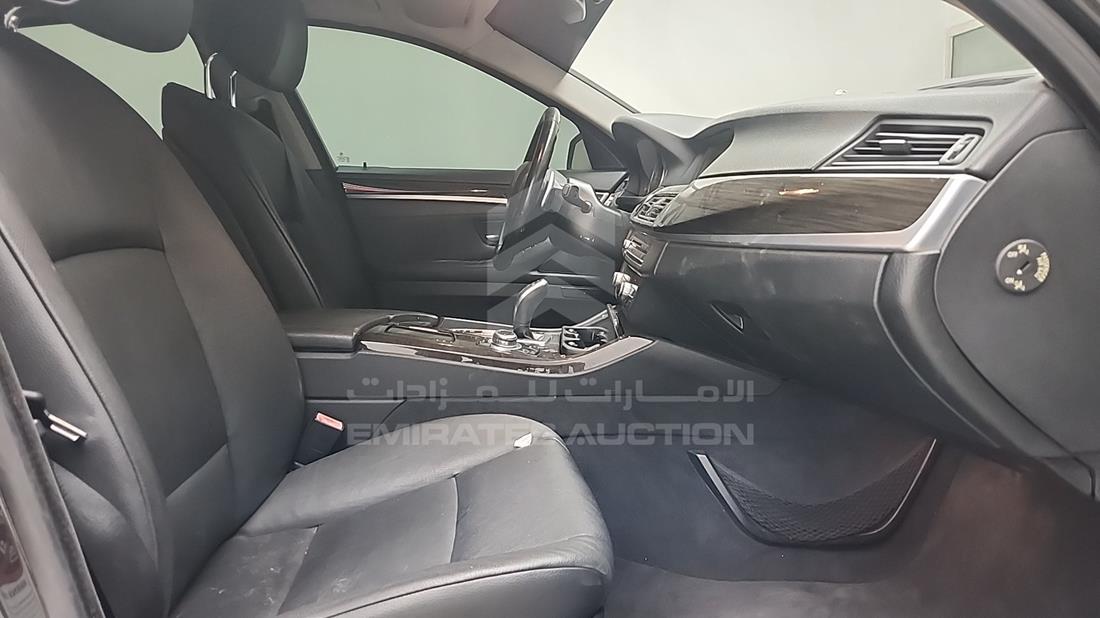 2013 BMW 535 i — Front Right Passenger Seat View — Photo 30