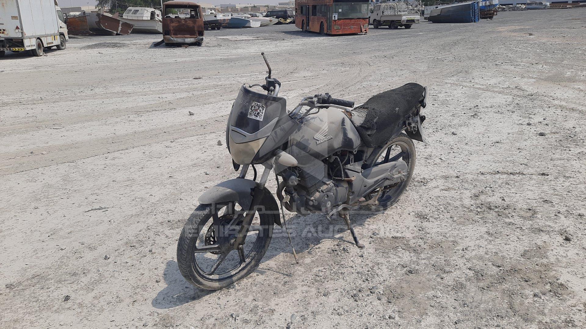 2016 HONDA UNICORN VIN: ME4KC09MKG8105691