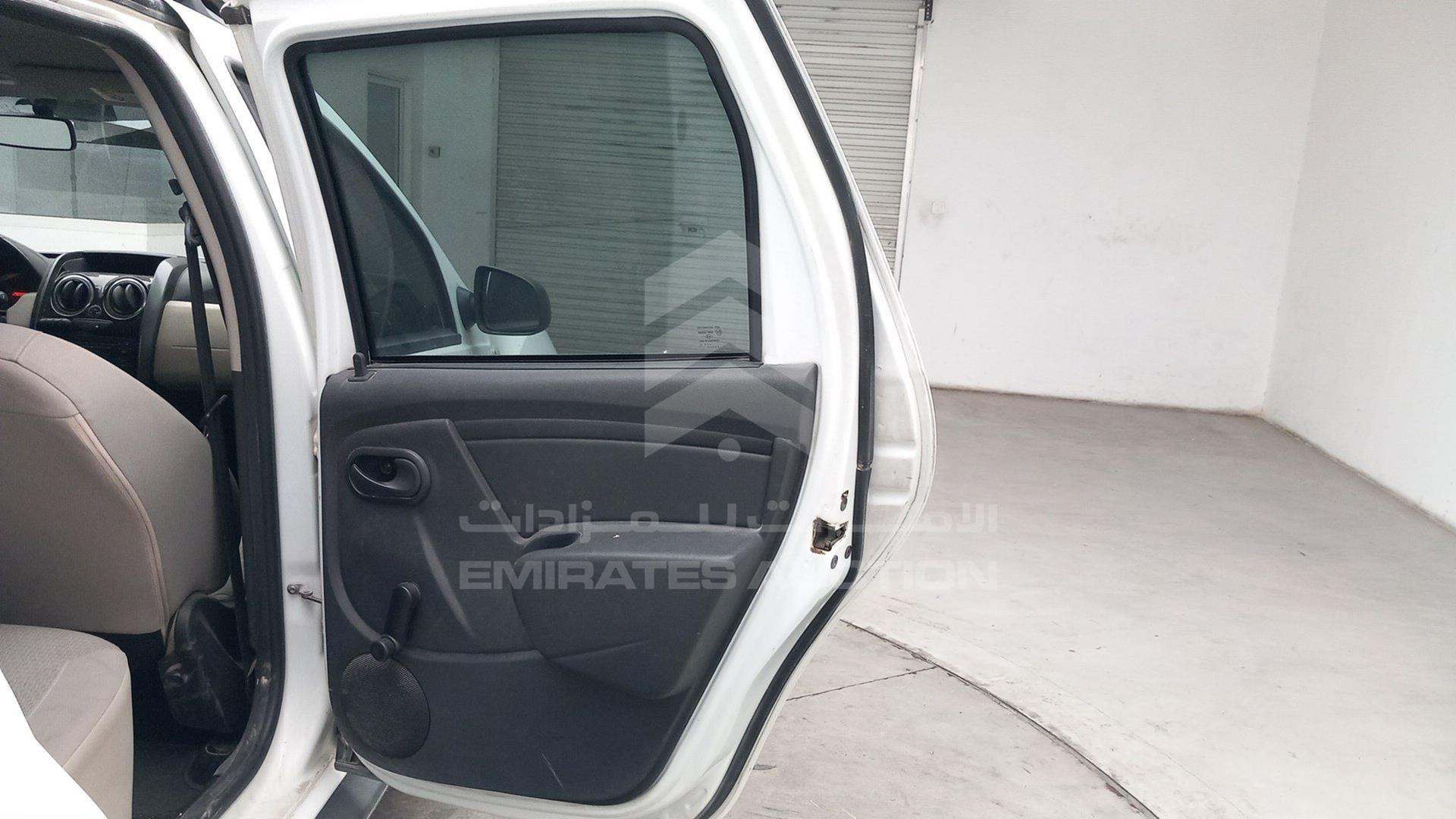 2018 RENAULT DUSTER VIN: VF1HSRGJ6JH560123