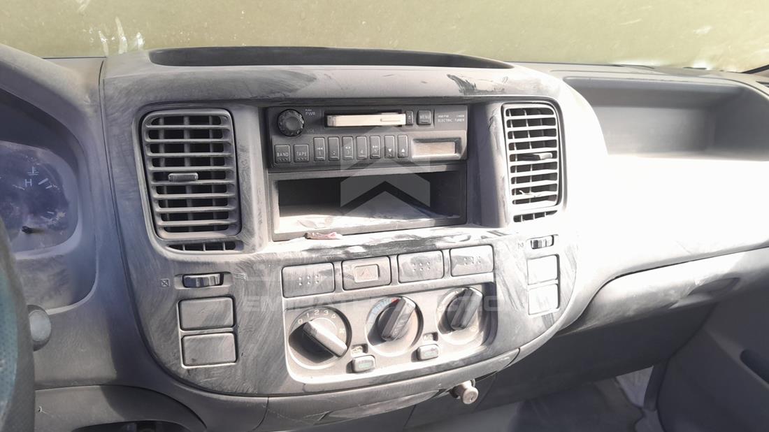 2007 Nissan Urvan — Entertainment Systems & Camera Monitor & Navigation — Photo 16