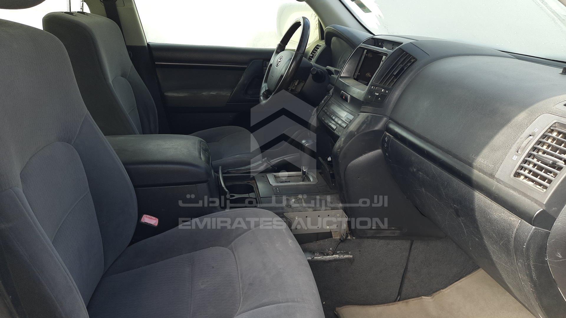 2012 TOYOTA LAND CRUISER VIN: JTMDU09J7C4055558