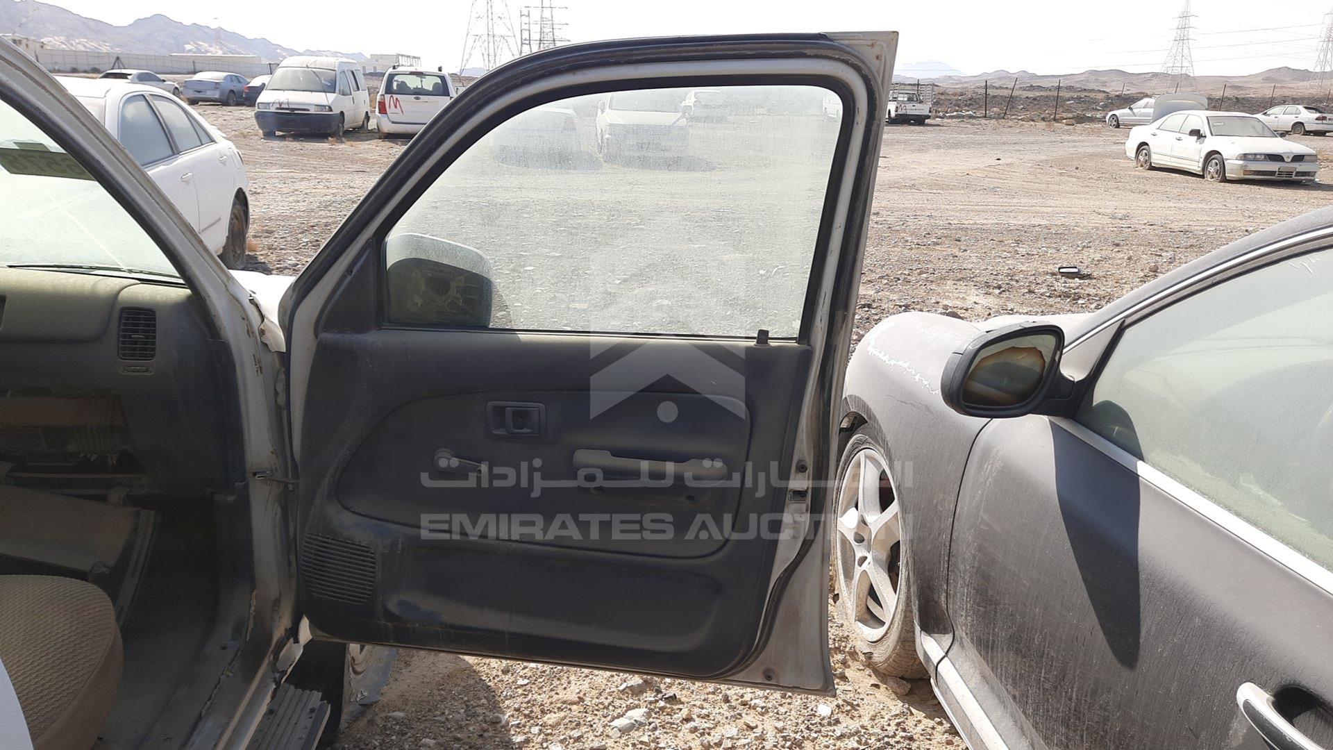 1998 TOYOTA HILUX VIN: JTB33LNG6W0012465