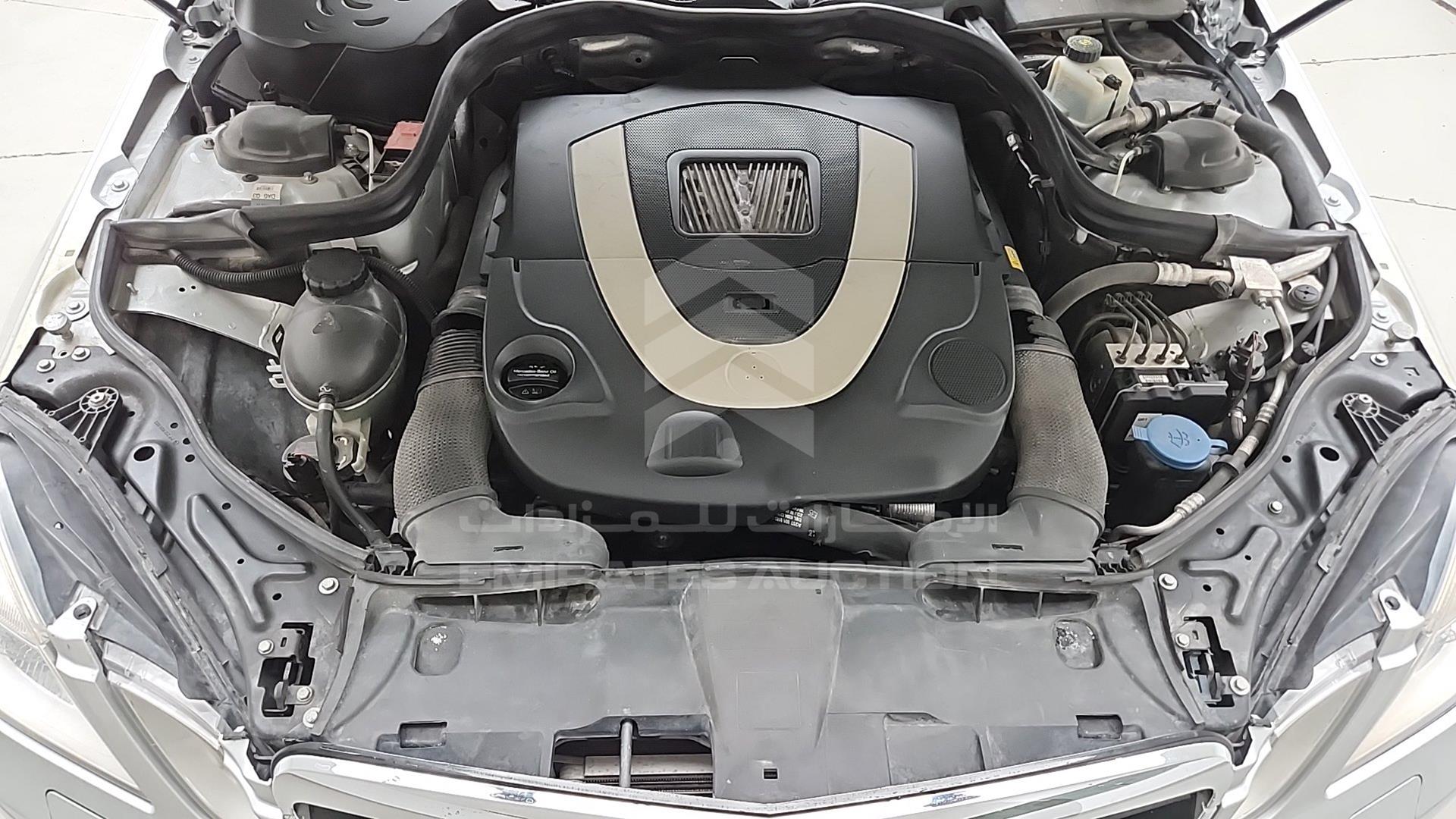 2011 MERCEDES E 550 VIN: WDDHF9AB3BA444093