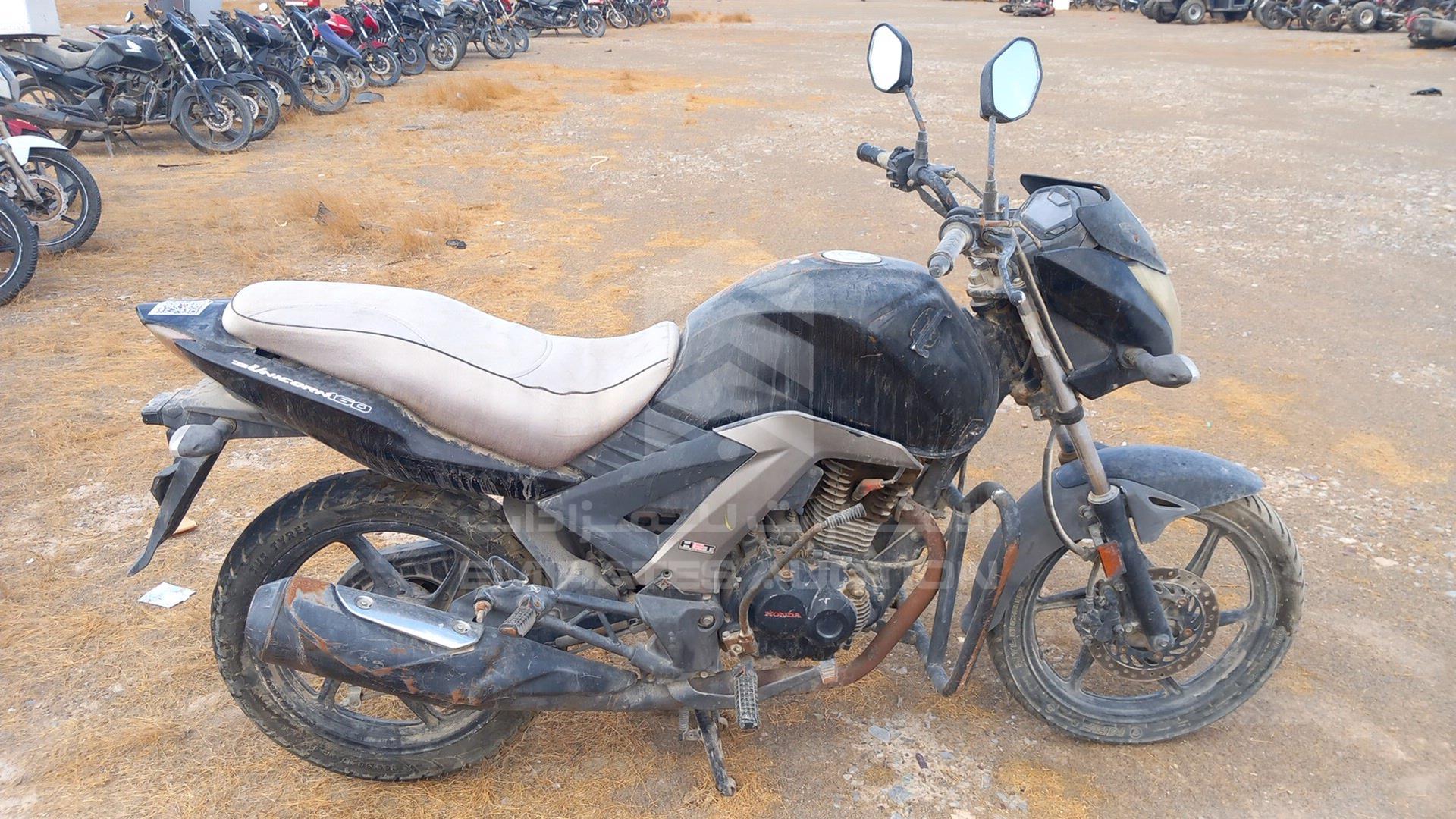 2016 HONDA UNICORN VIN: ME4KC2039G9002514