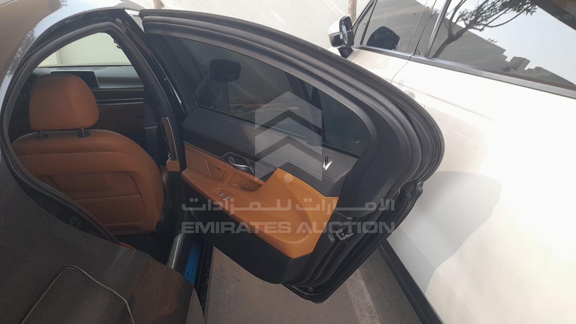 2019 BMW 730 LI VIN: WBA7E0A04KB358883