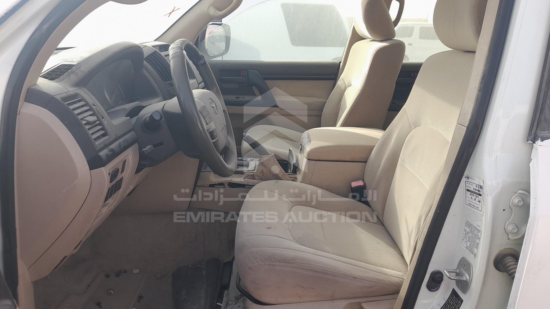 2014 TOYOTA LAND CRUISER VIN: JTMDU09J1E5082266