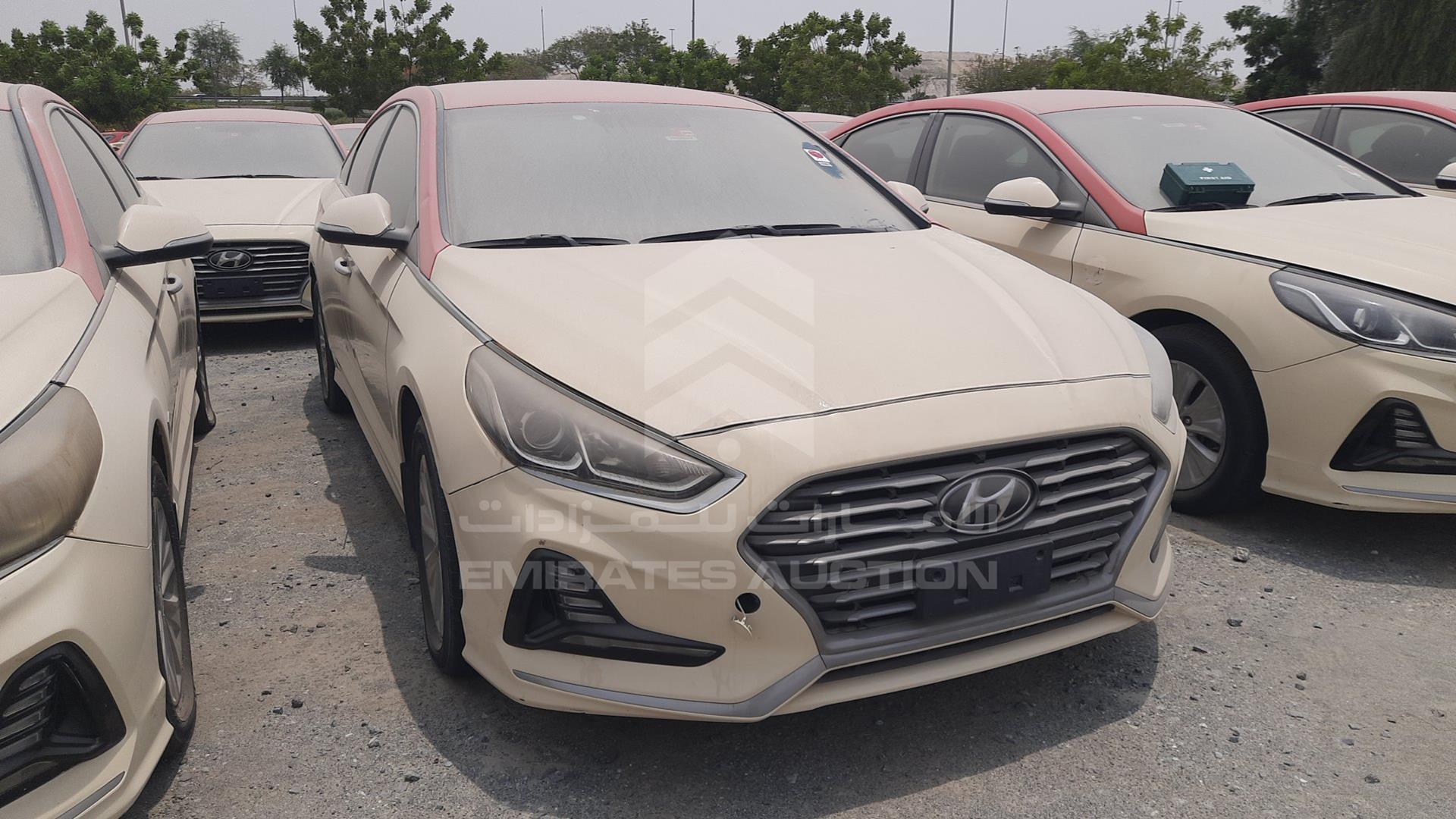 2019 HYUNDAI SONATA VIN: KMHE24138KA092953
