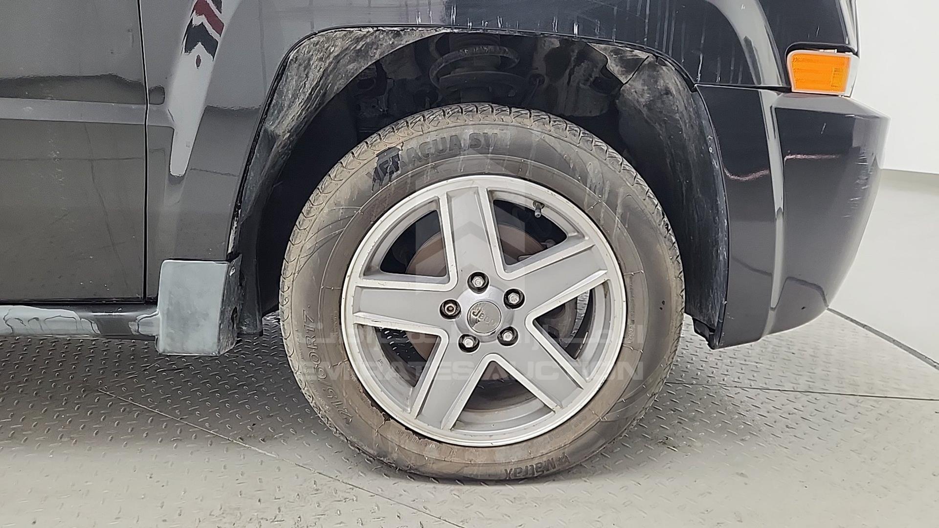 2008 JEEP PATRIOT VIN: 1J8FFF8W38D667758