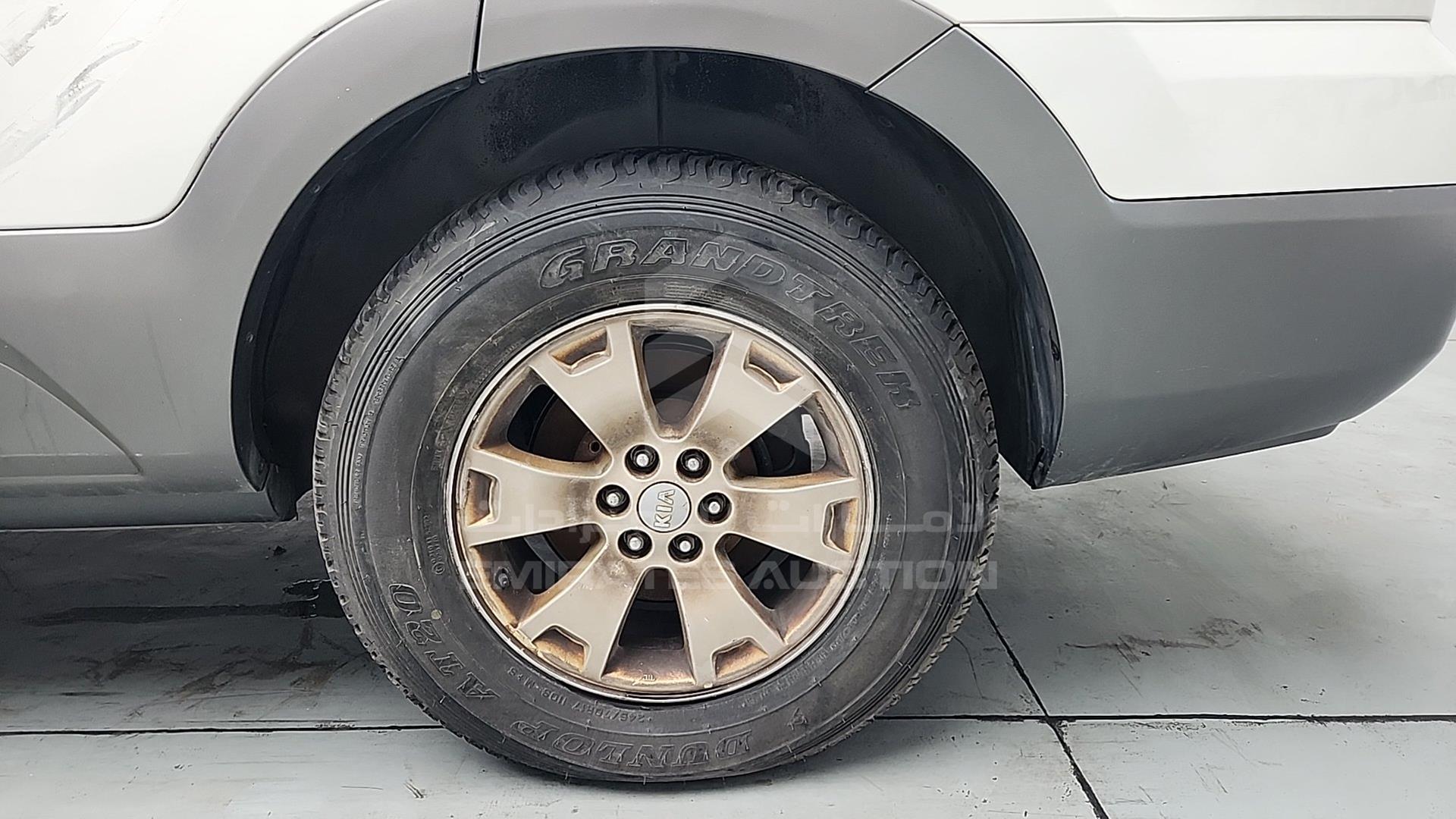 2014 KIA MOHAVE VIN: KNAKM8112E5110512
