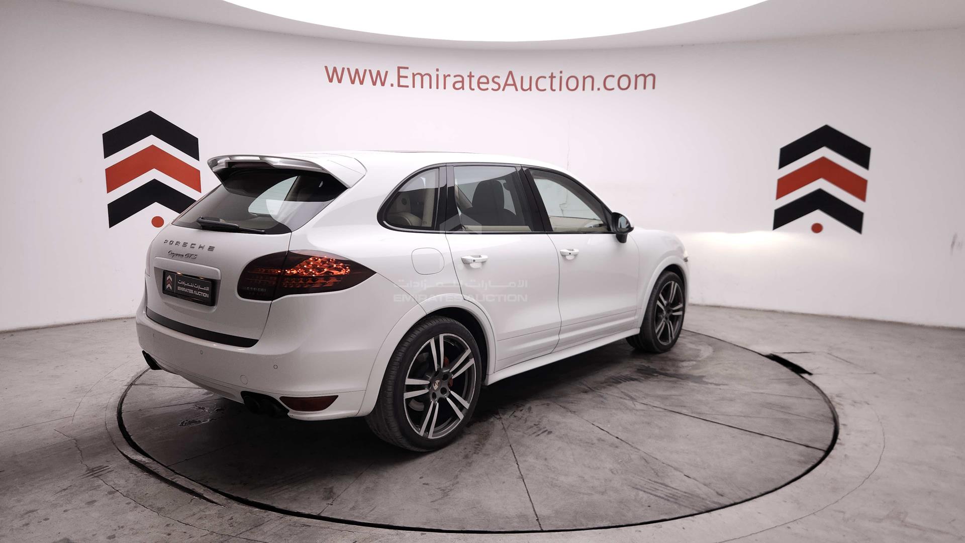 2013 PORSCHE CAYENNE VIN: WP1ZZZ92ZDLA71912