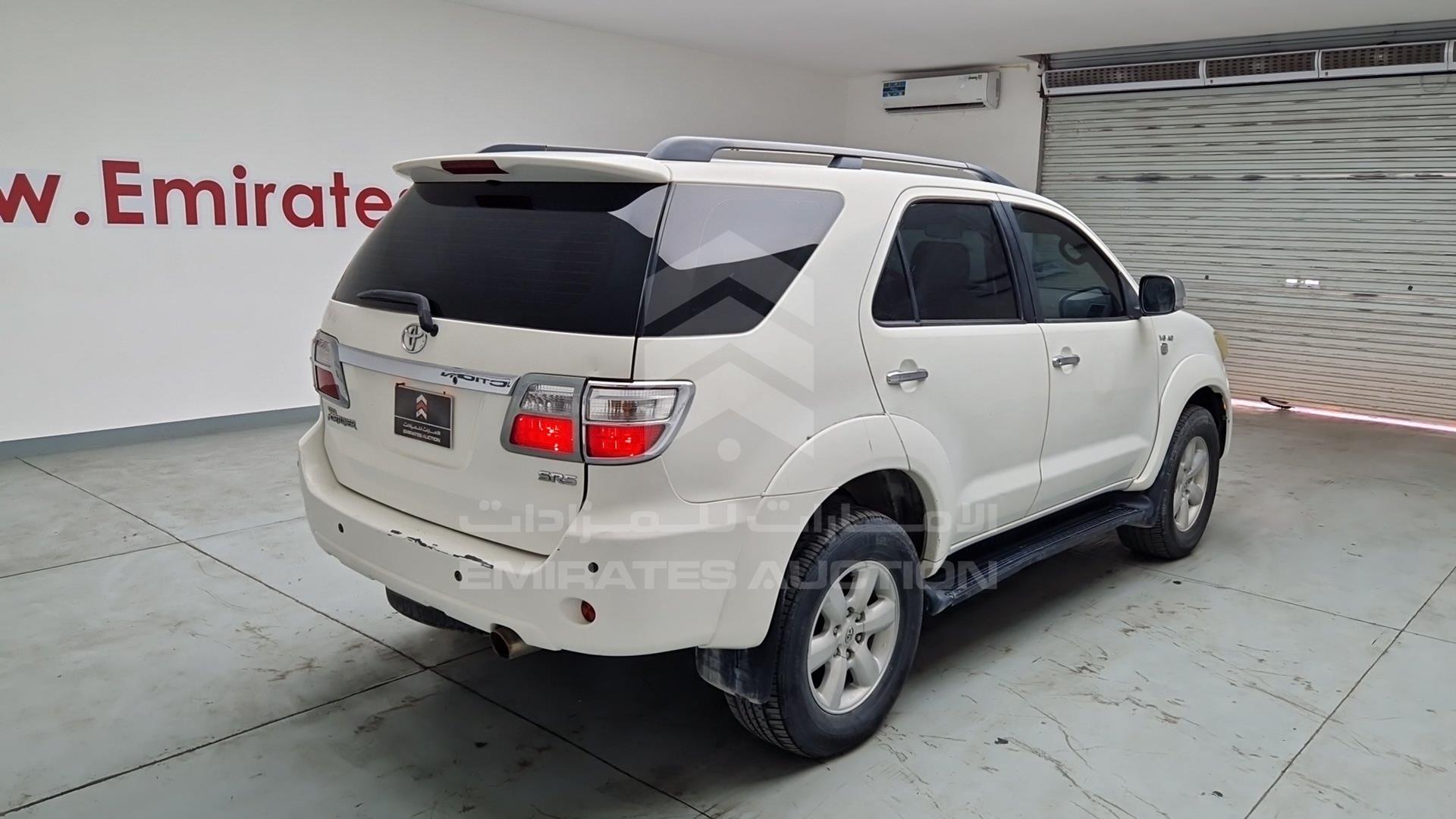 2009 TOYOTA FORTUNER VIN: MHFYU59G497009619