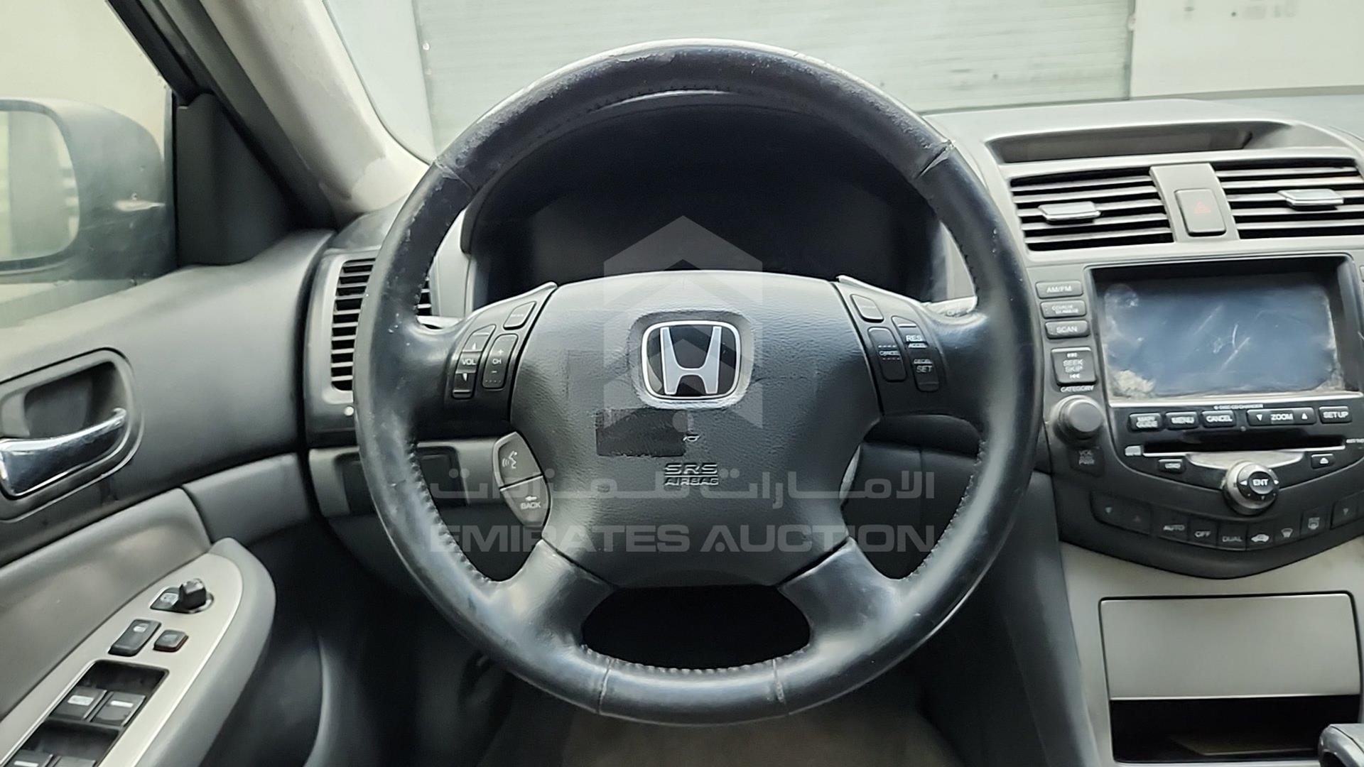 2005 HONDA ACCORD VIN: JHMCN36565C014296