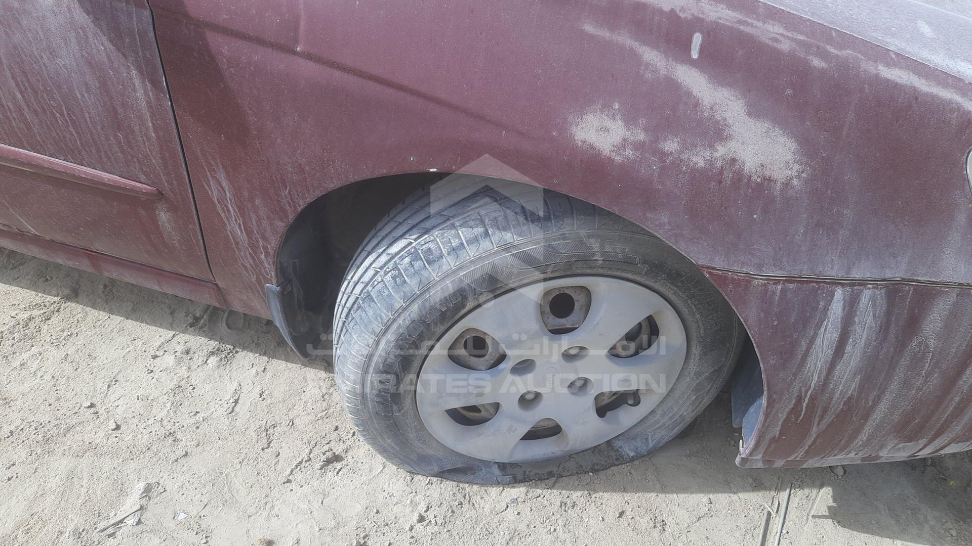 2004 KIA CERATO VIN: KNAFE223545028428