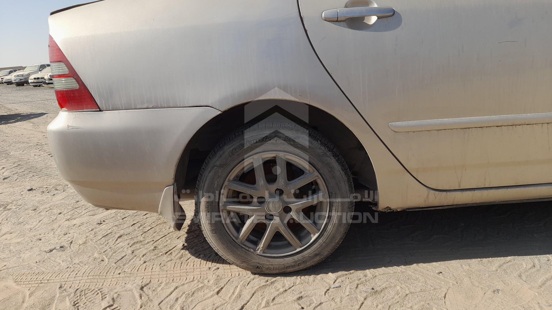 2004 TOYOTA COROLLA VIN: JTDBR23E440134680