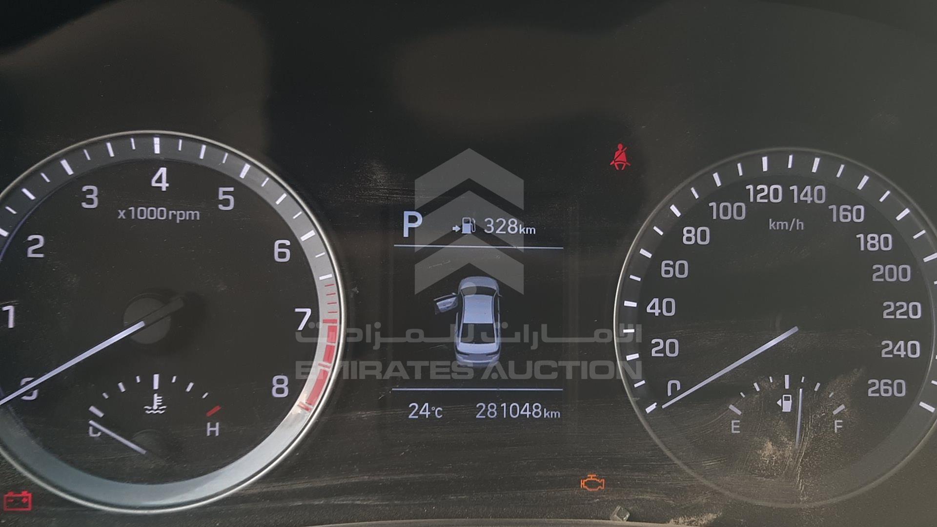 2018 HYUNDAI SONATA VIN: KMHE241G0JA427706