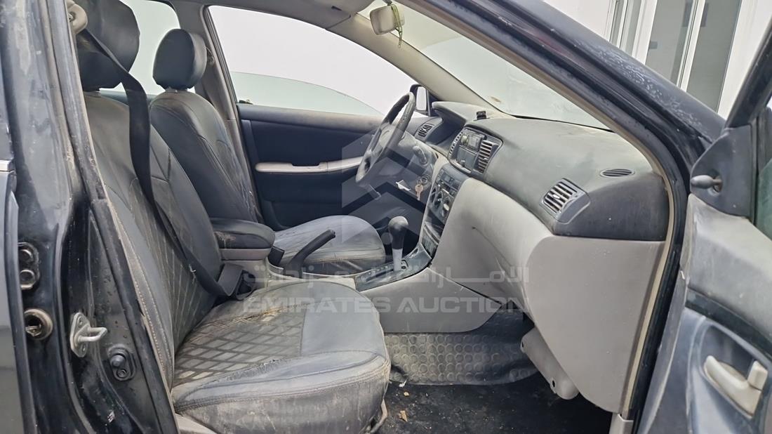 2001 Toyota Corolla — Front Right Passenger Seat View — Photo 25