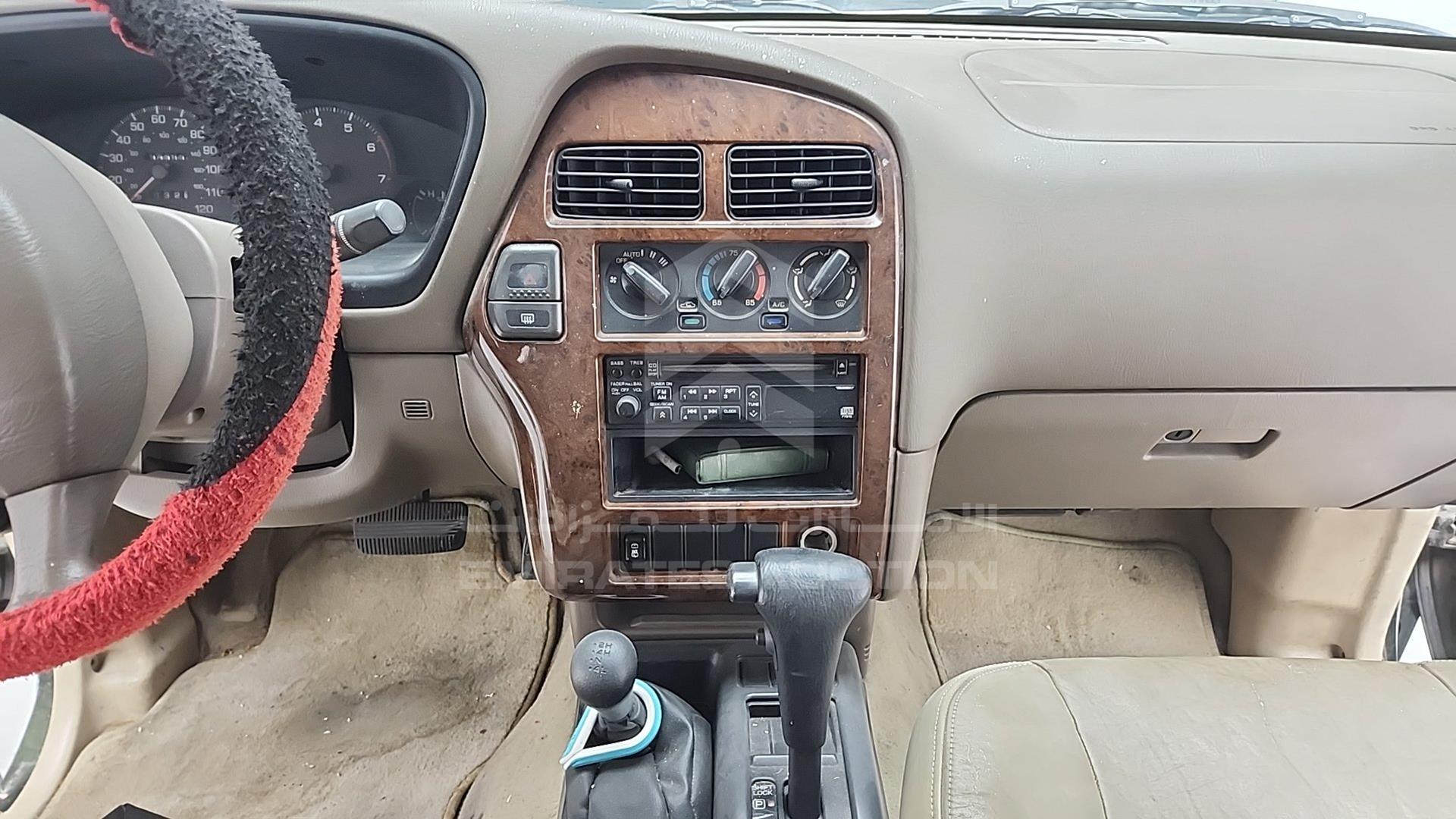 1997 NISSAN PATHFINDER VIN: JN8AR05Y4VW112303