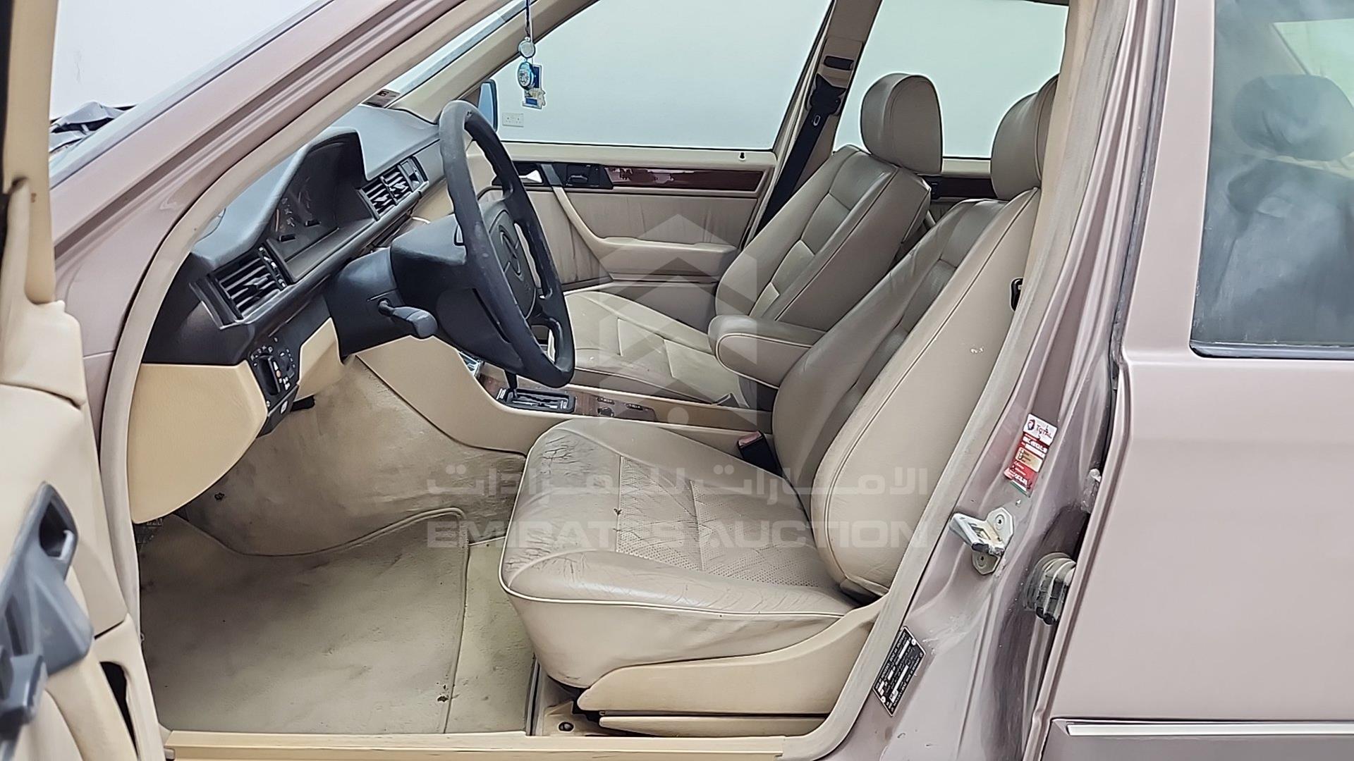 1994 MERCEDES E 280 VIN: WDB1240281C086347