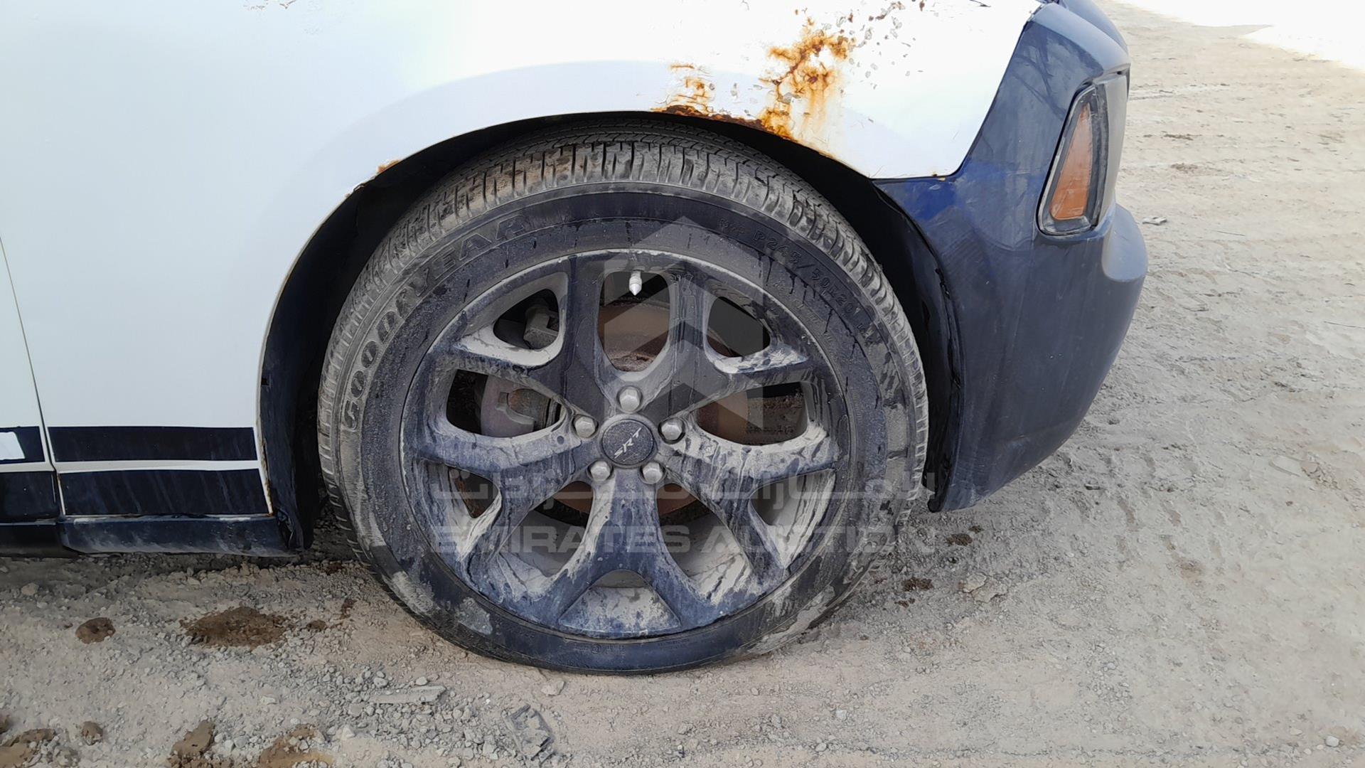 2010 DODGE CHARGER VIN: 2B3CA3CV4AH218489