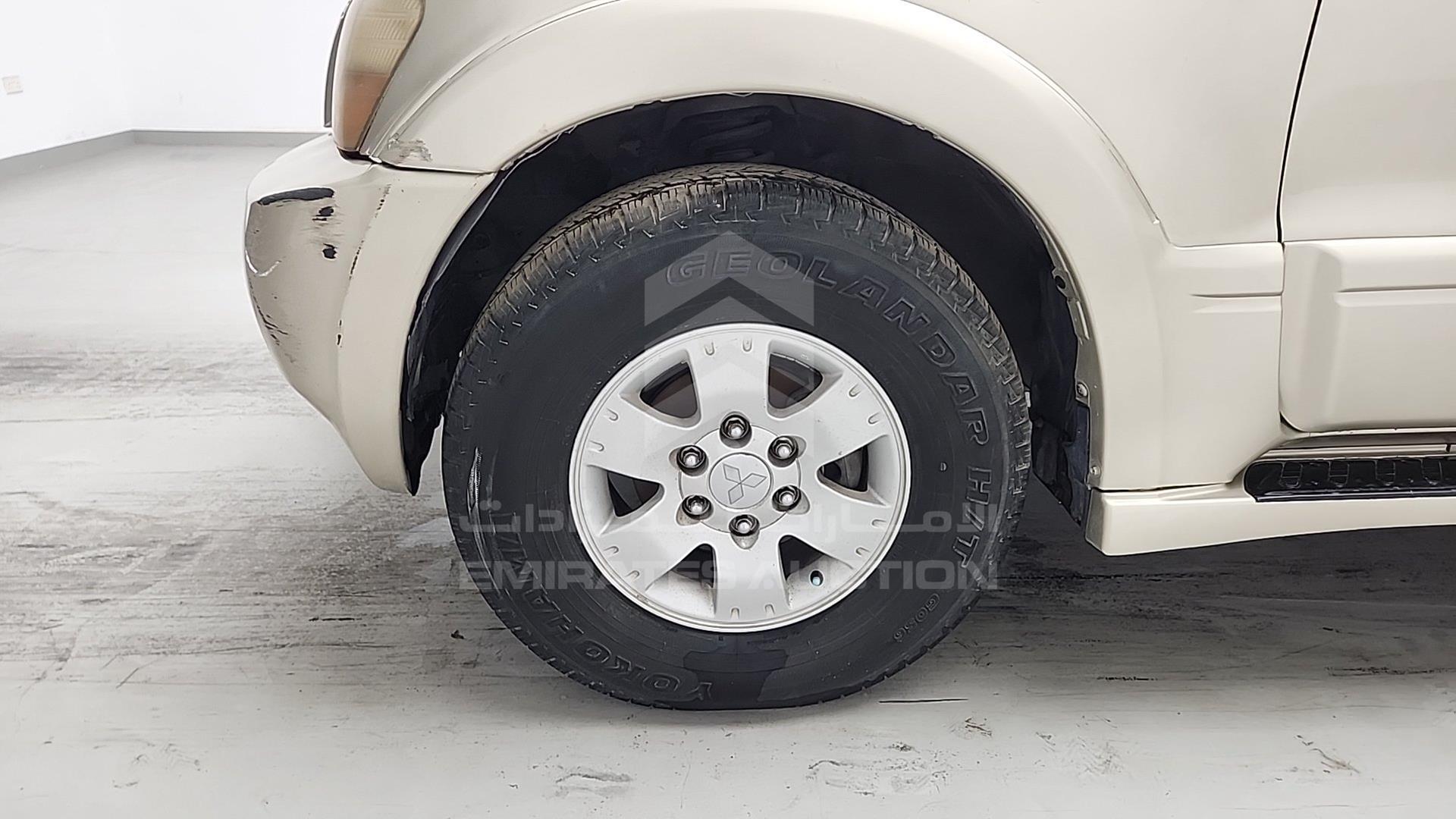 2007 MITSUBISHI PAJERO VIN: JMYLRV73W7J700766